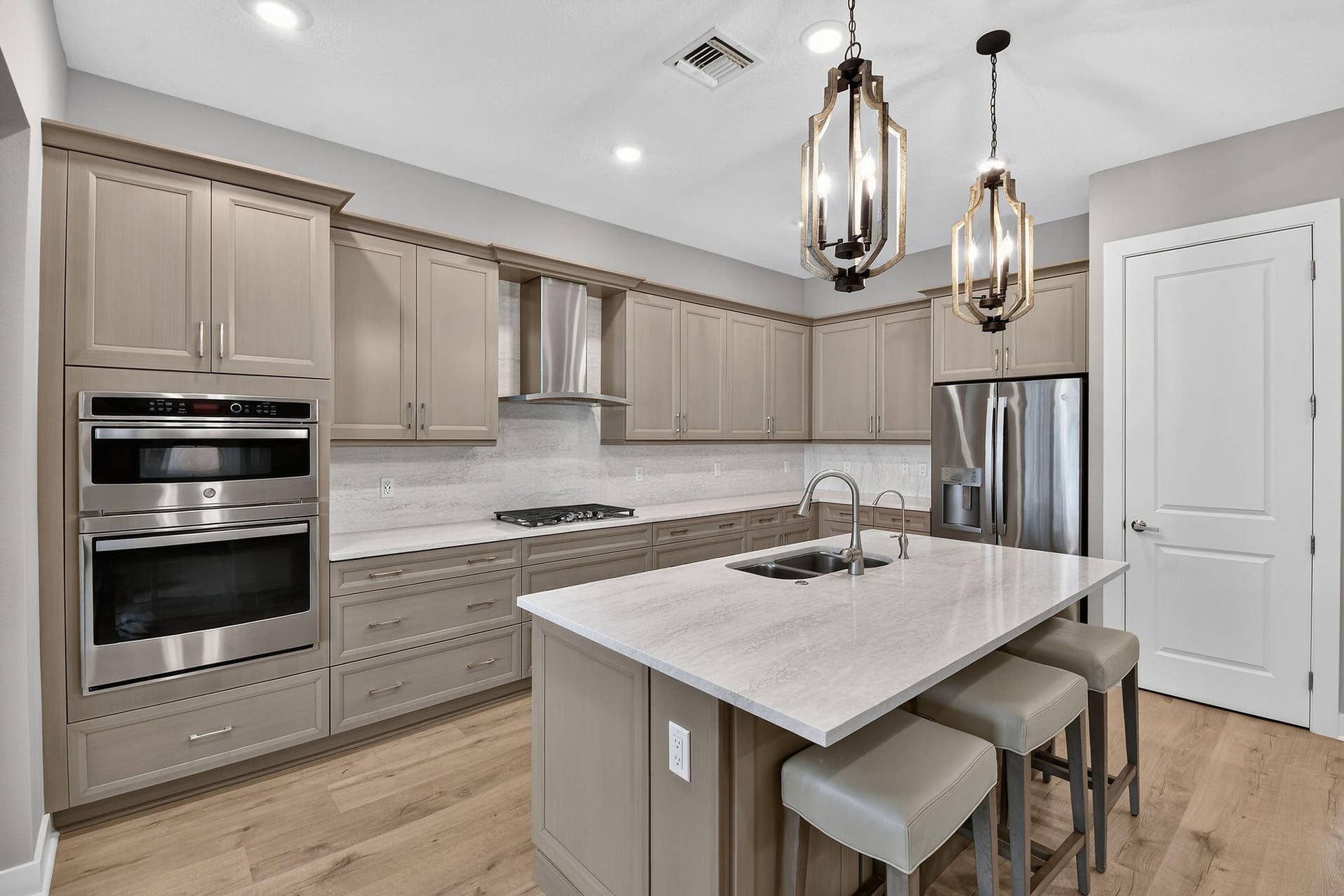 15811KeyBiscayneLn(15)