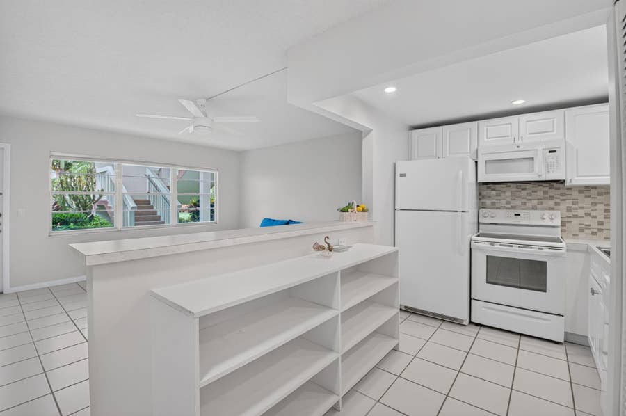 Property photo for 591 Fanshaw O, Boca Raton, FL