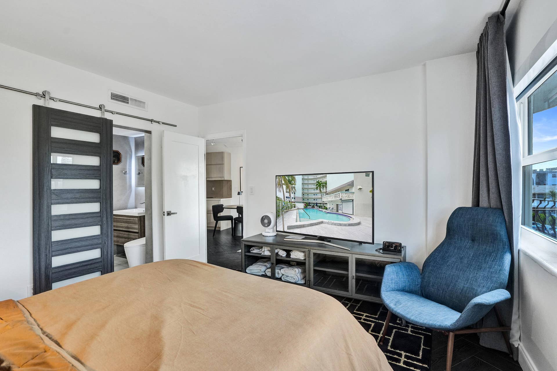 3250 NE 28TH Street, #306, Fort Lauderdale, Fort Lauderdale, FL 33308 DSC08848