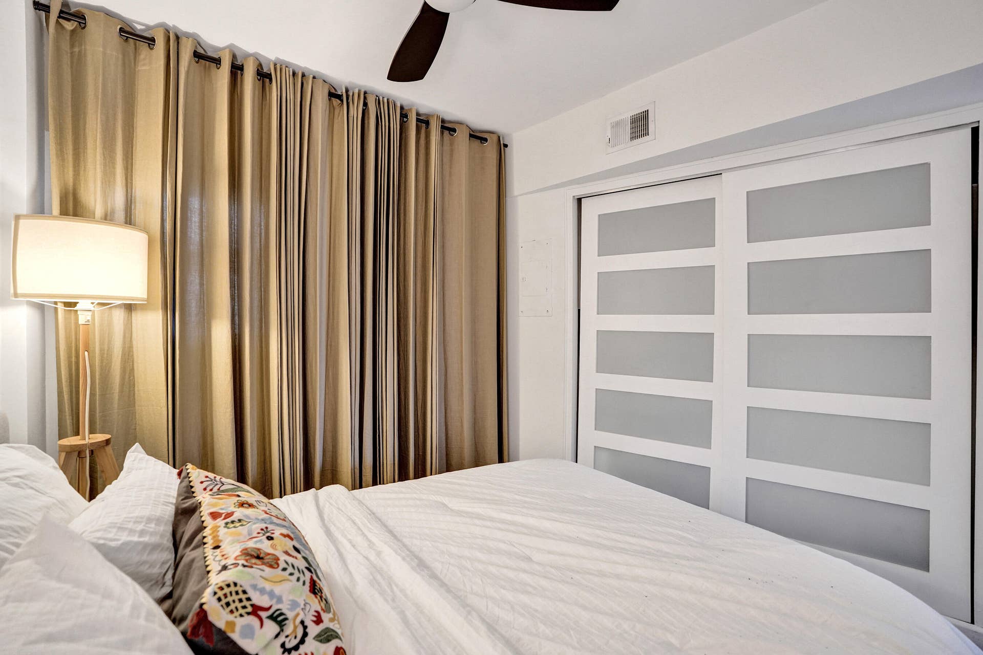 3250 NE 28TH Street, #306, Fort Lauderdale, Fort Lauderdale, FL 33308 DSC08887