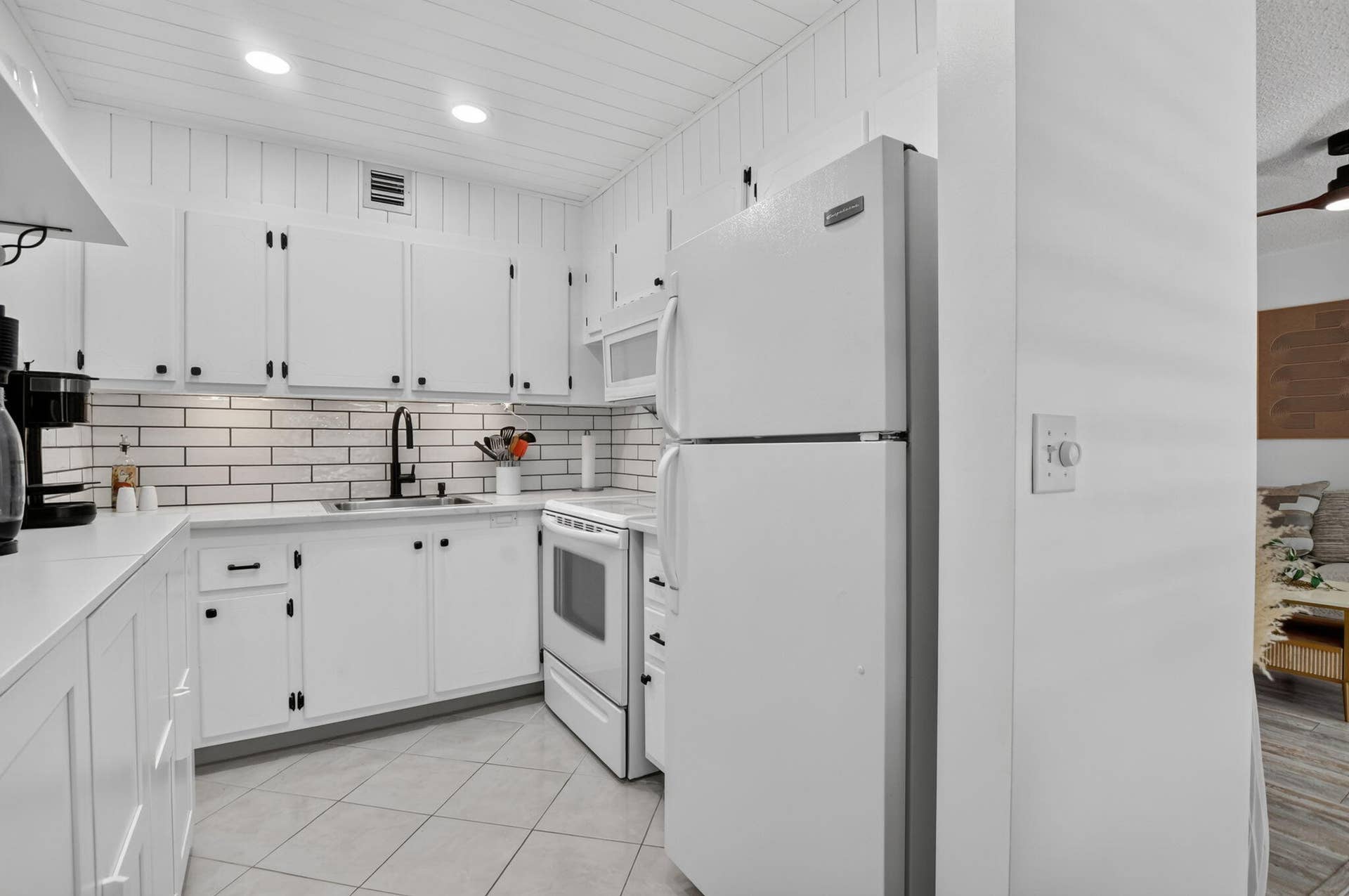 539 Durham S, Deerfield Beach, FL 33442 12-web-or-mls-DSC_0258