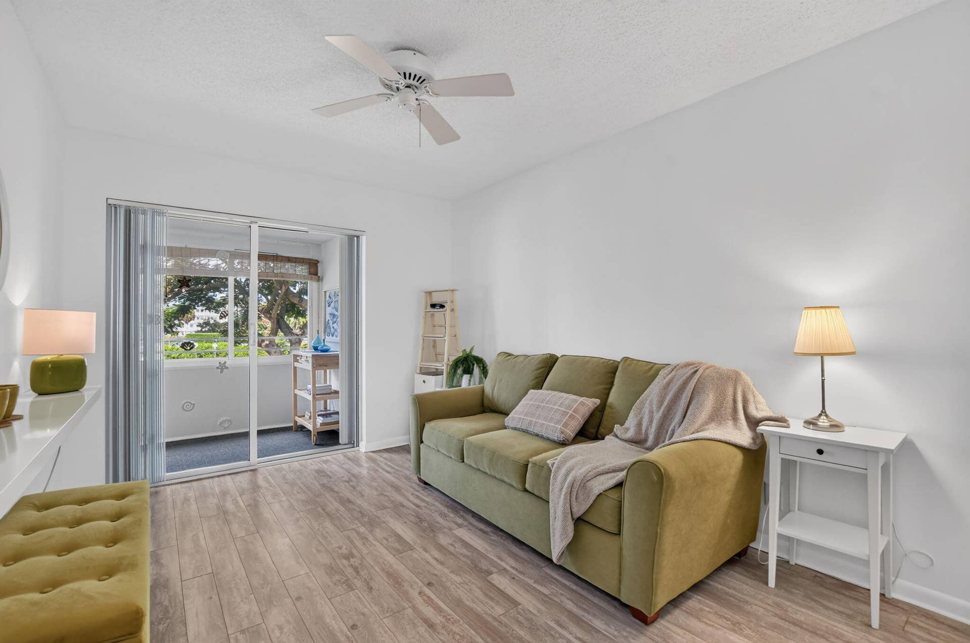539 Durham S, Deerfield Beach, FL 33442 20-web-or-mls-DSC_0303