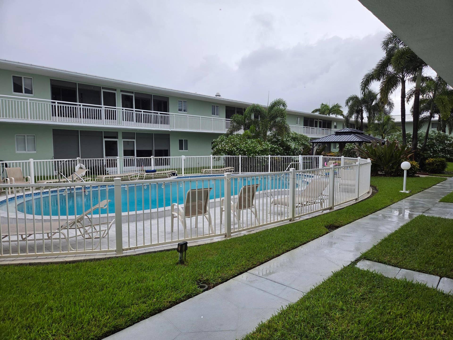 2100 NE 38TH Street, #110, Lighthouse Point, FL 33064 Community Pool