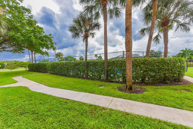 353 S US Highway 1, #A108, Jupiter, Jupiter, FL 33477 353 US1 Apt A108 Jupiter FL-small-037-00