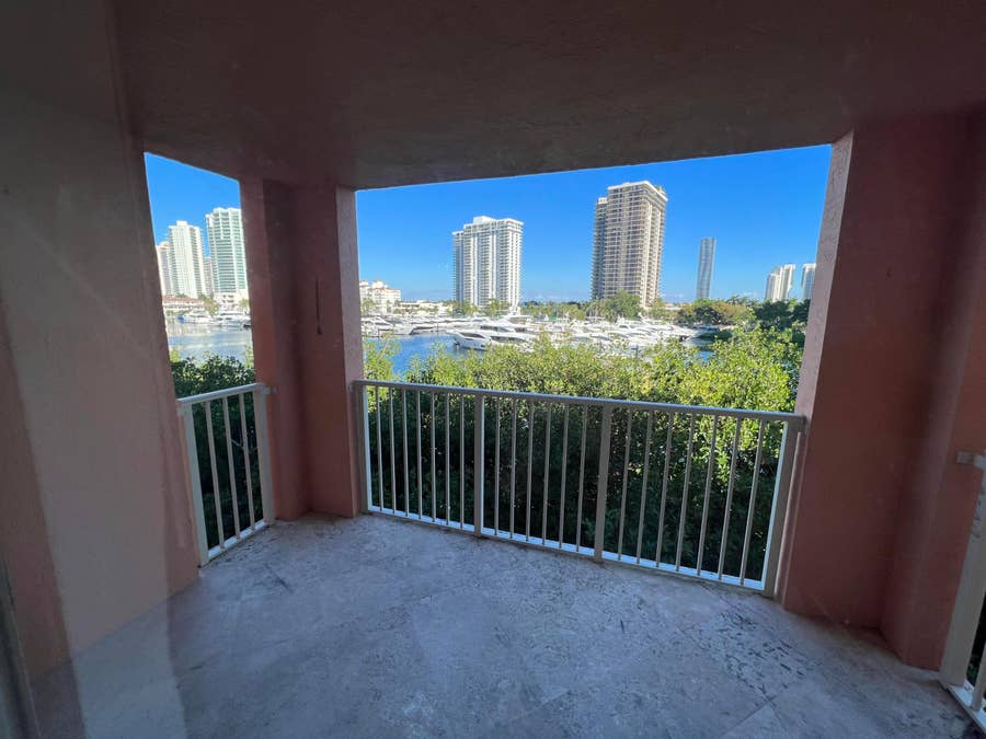 Property photo for 19655 E COUNTRY CLUB Drive, #6404, Aventura, FL