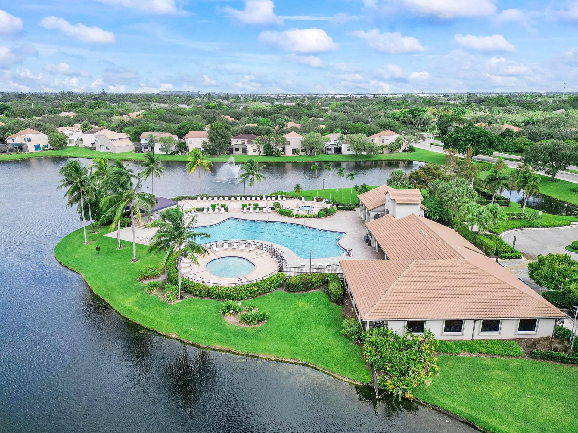 10961 NW 12th Drive, Plantation, FL 33322 10991 Nw 12th Dr_021