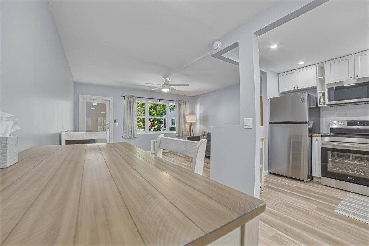 10-Dining Area-Kitchen-B