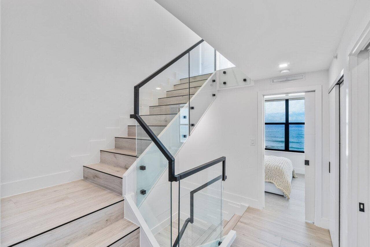 3115 S Ocean Boulevard, #104, Highland Beach, FL 33487 2nd Floor Hallway