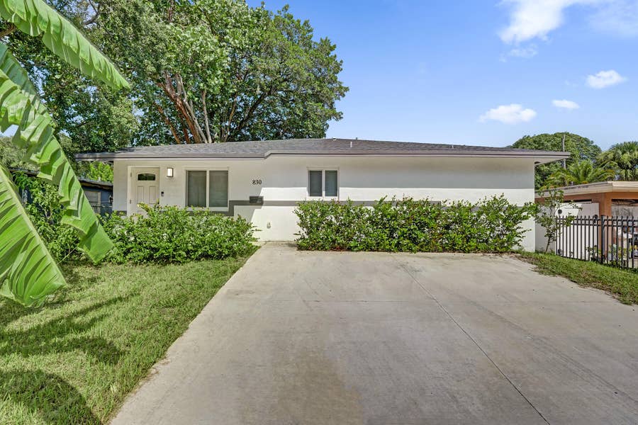 Property photo for 830 NW 19TH Terrace, Fort Lauderdale, FL