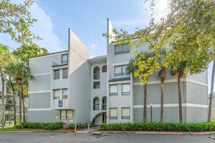 Property photo for 1880 N Congress Avenue, #104, West Palm Beach, FL