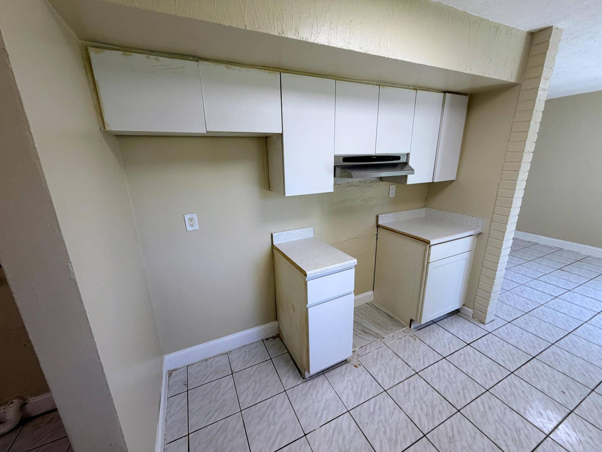 2530 NW 26th Court, Oakland Park, FL 33311 IMG_0192