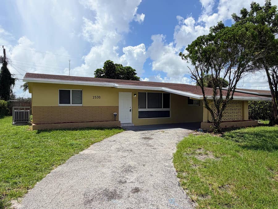 Property photo for 2530 NW 26th Court, Oakland Park, FL