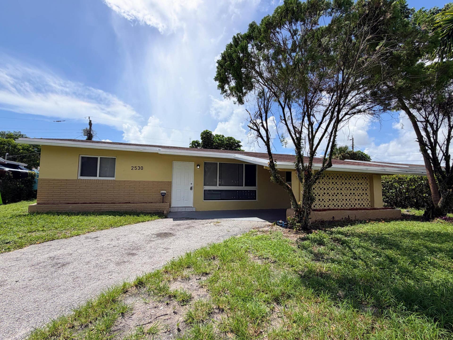2530 NW 26th Court, Oakland Park, FL 33311 IMG_0175