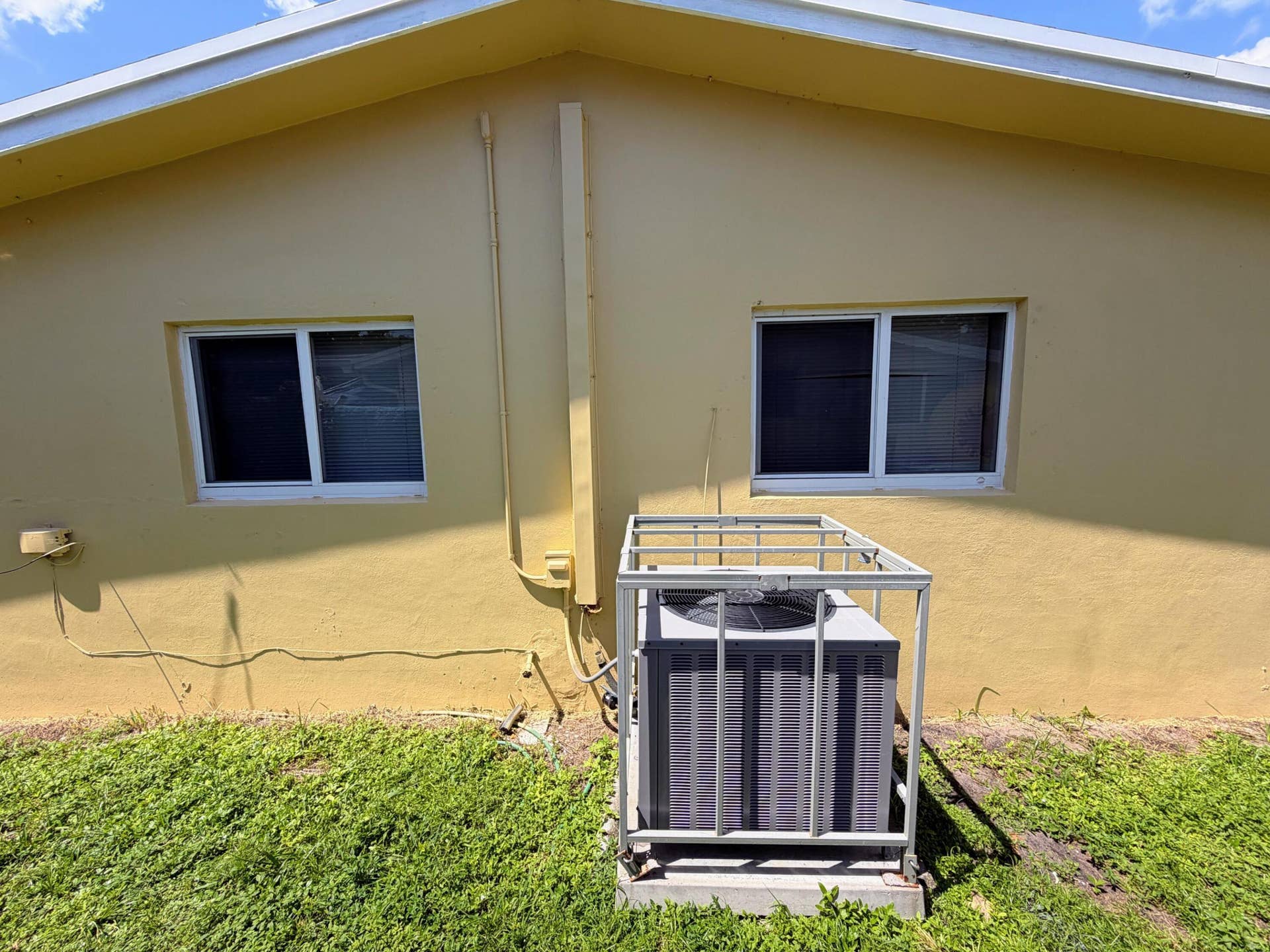2530 NW 26th Court, Oakland Park, FL 33311 IMG_0184
