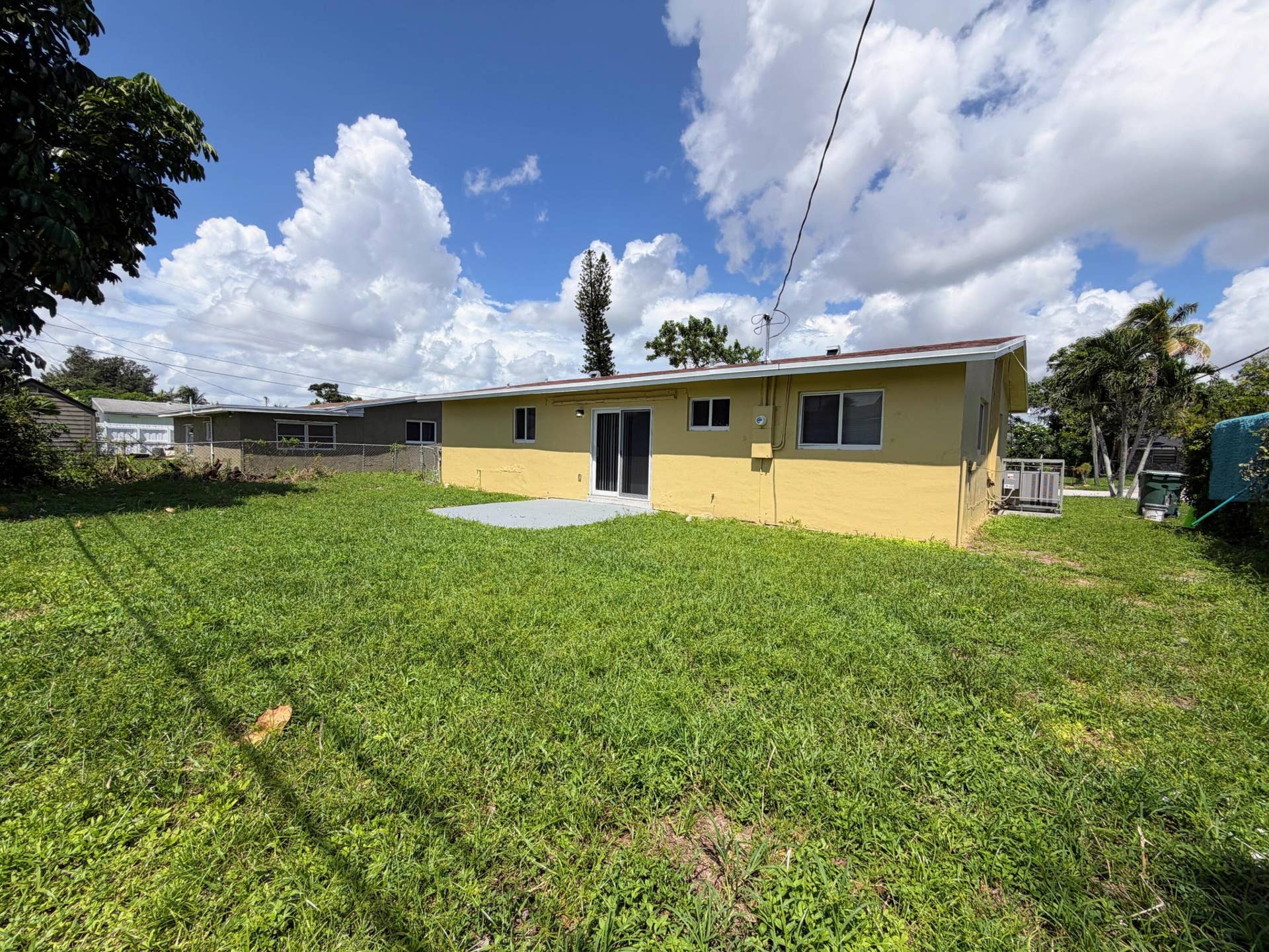 2530 NW 26th Court, Oakland Park, FL 33311 IMG_0182