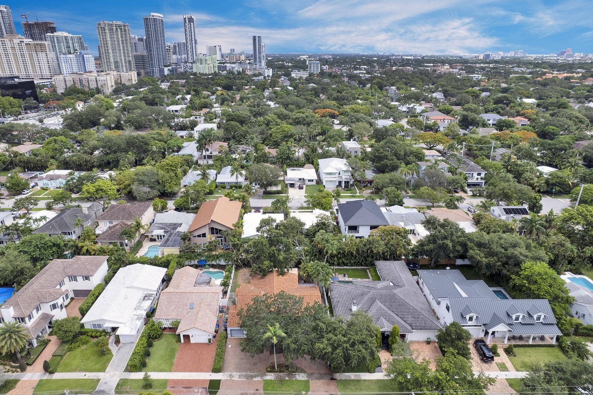 805 SE 10TH Street, Fort Lauderdale, FL 33316 17