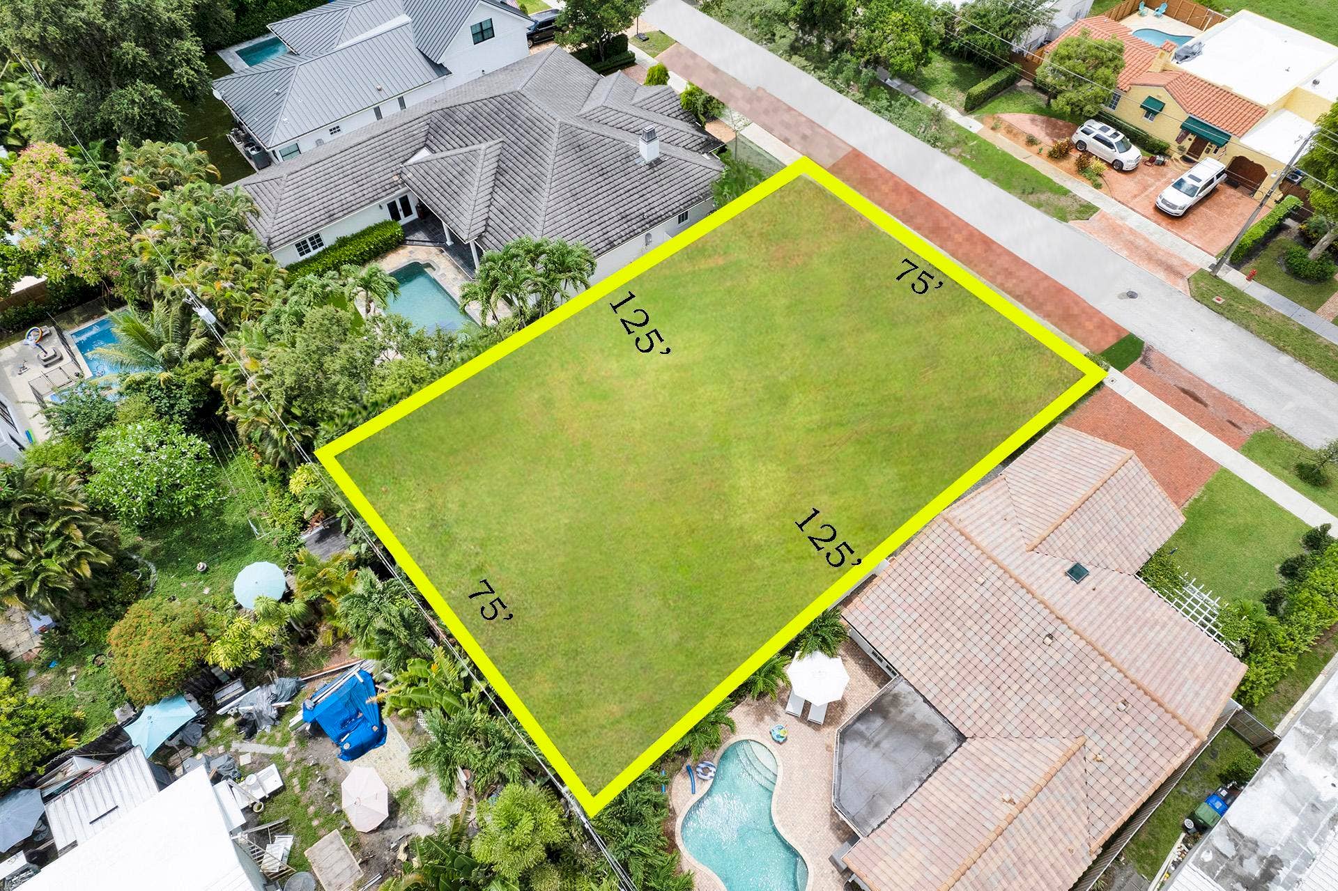 805 SE 10TH Street, Fort Lauderdale, FL 33316 oversized lot to build your dream home