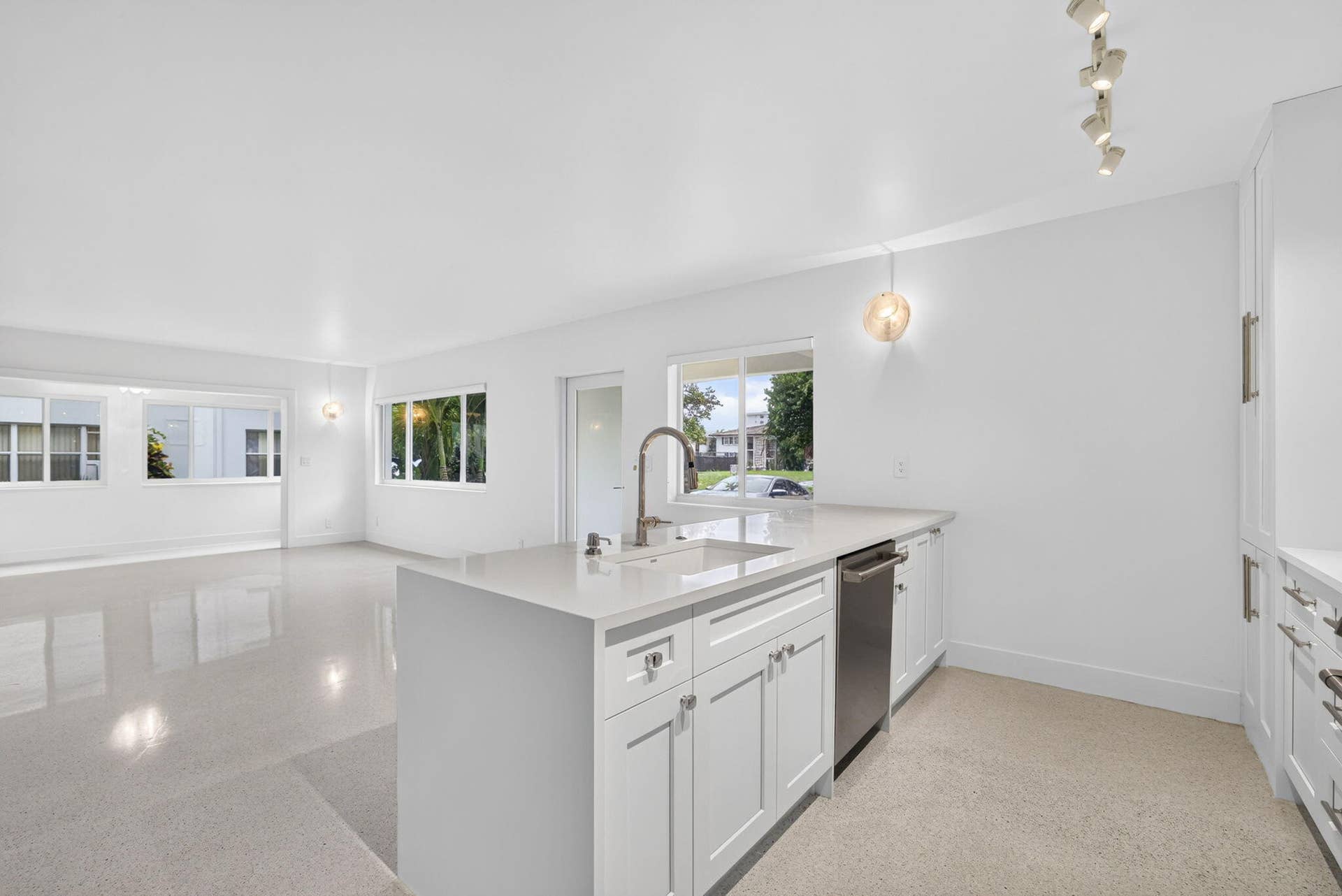 3216 COLONY CLUB Road, #2, Pompano Beach, FL 33062 9-web-or-mls-8I8A6249
