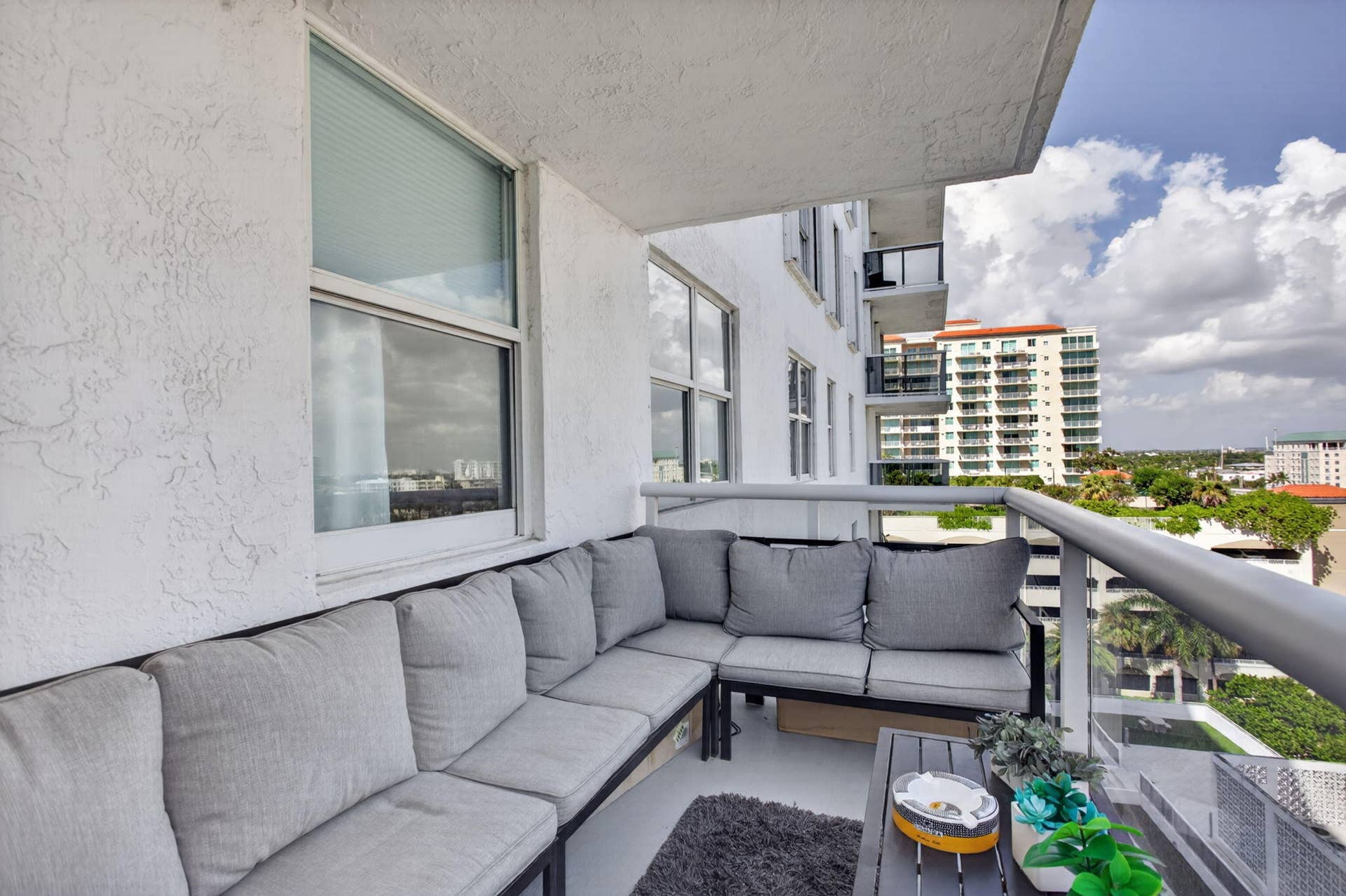 3015 N OCEAN Boulevard, #8B, Fort Lauderdale, FL 33308 14-web-or-mls-3015-1070