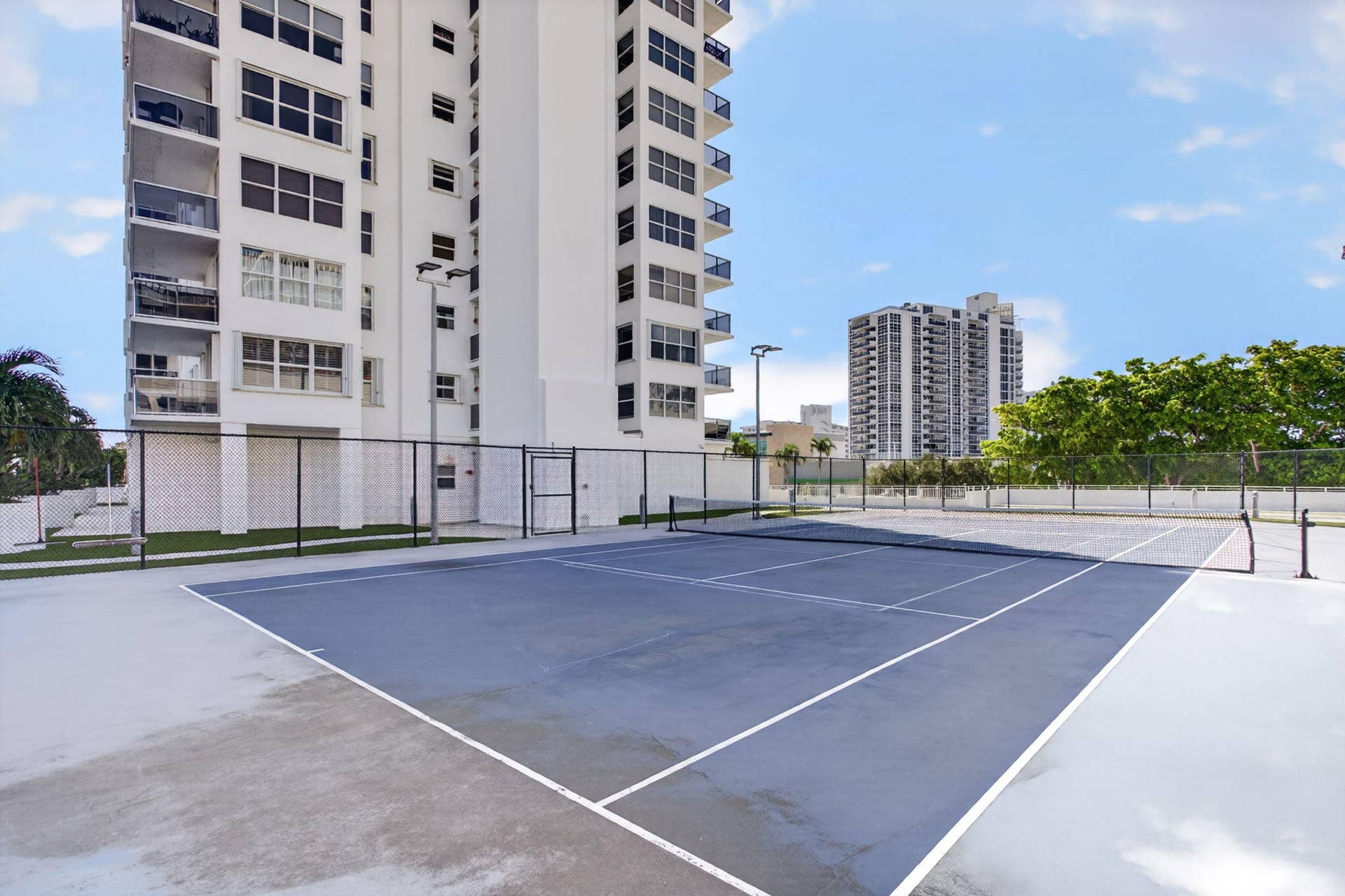 3015 N OCEAN Boulevard, #8B, Fort Lauderdale, FL 33308 32-web-or-mls-3015-1199
