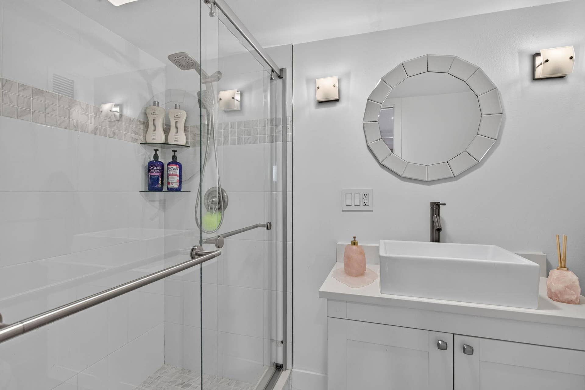 3015 N OCEAN Boulevard, #8B, Fort Lauderdale, FL 33308 19-web-or-mls-3015-1104
