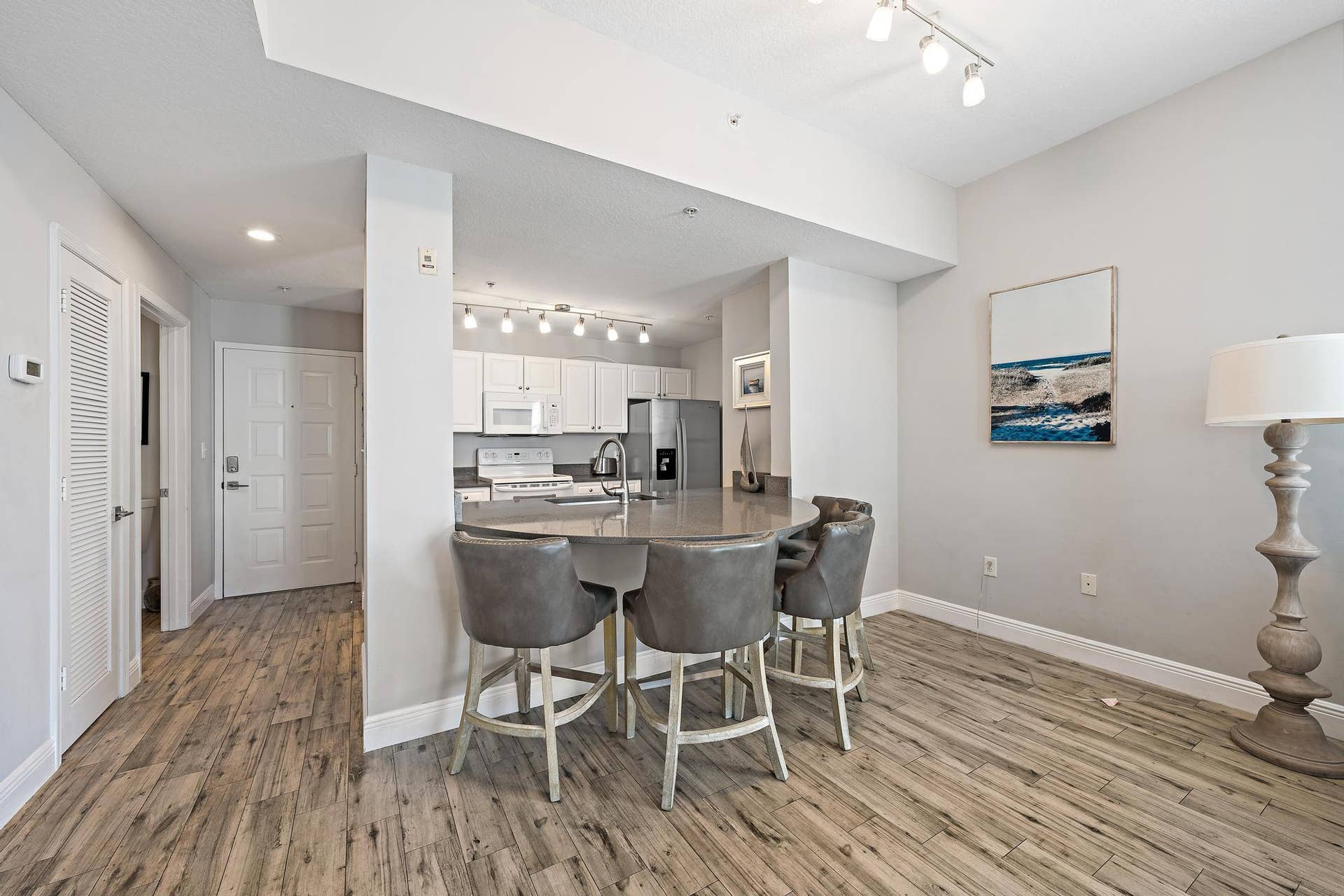 1200 Town Center Drive, #412, Jupiter, FL 33458 Dining