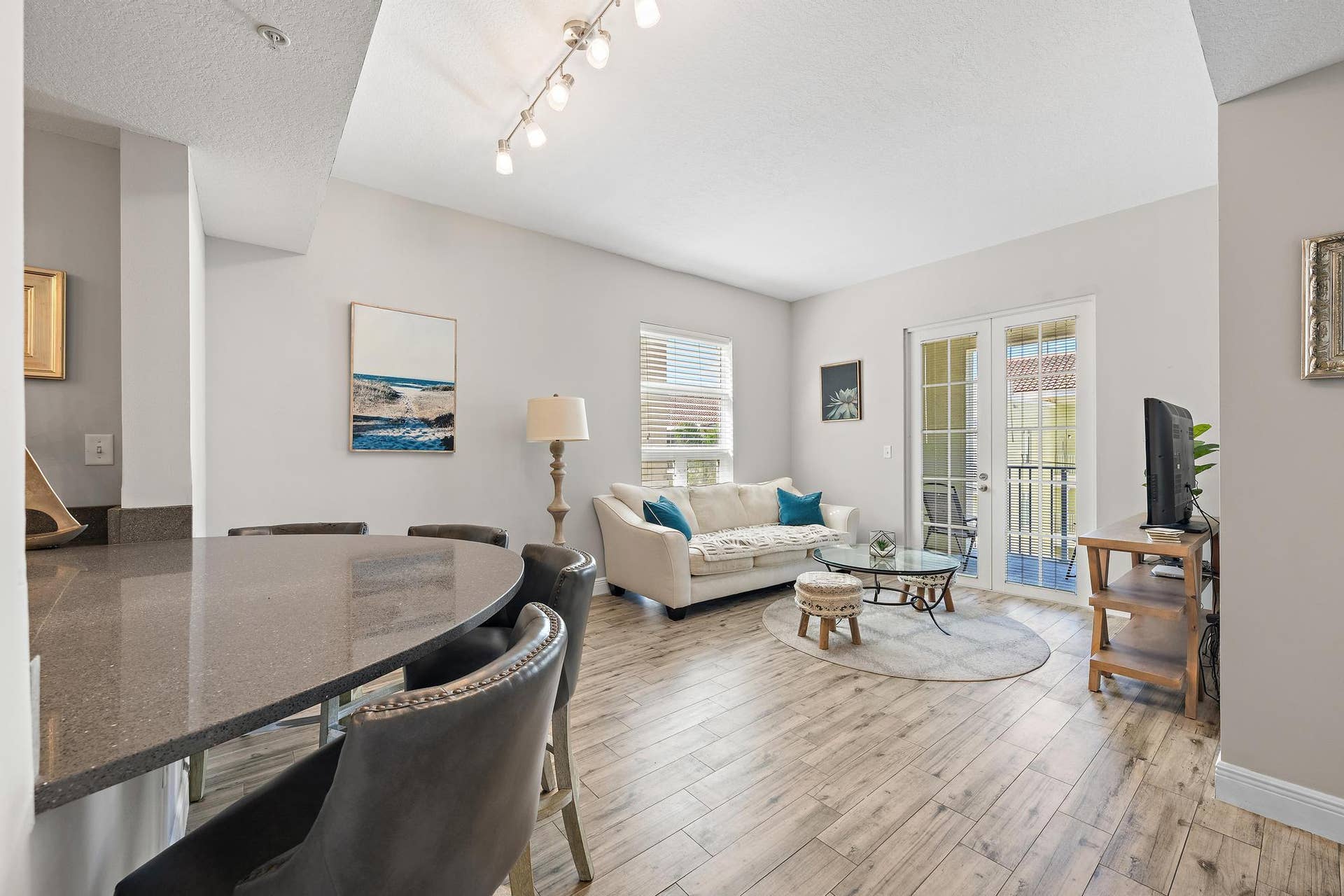 1200 Town Center Drive, #412, Jupiter, FL 33458 Living Room