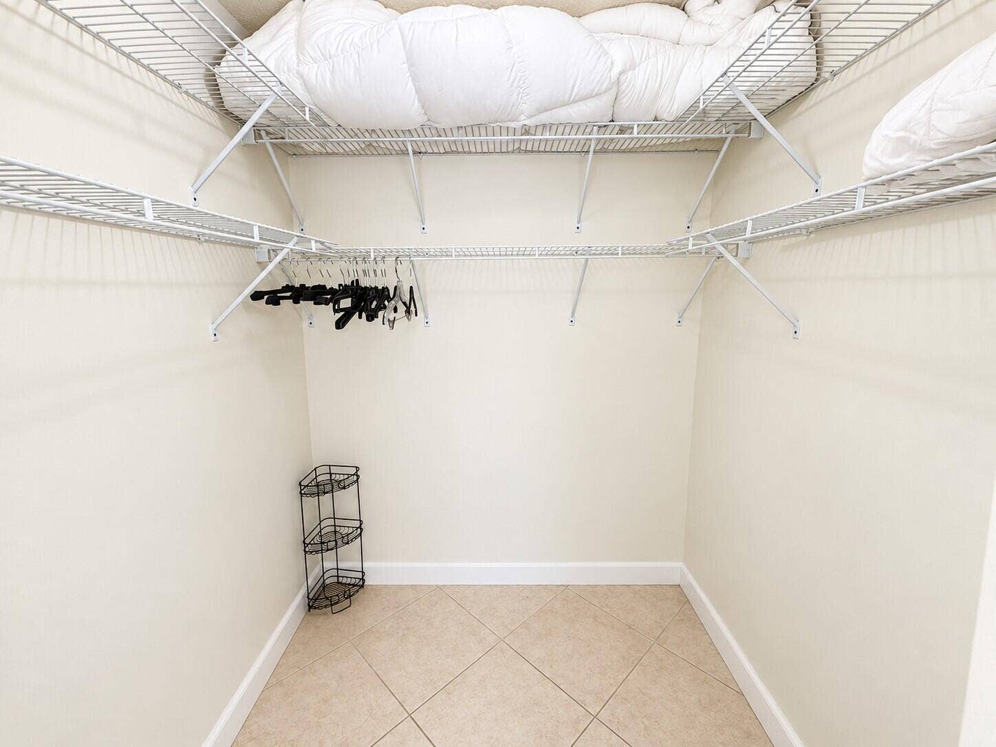17021 N BAY Road, #816, Sunny Isles Beach, FL 33160 13
