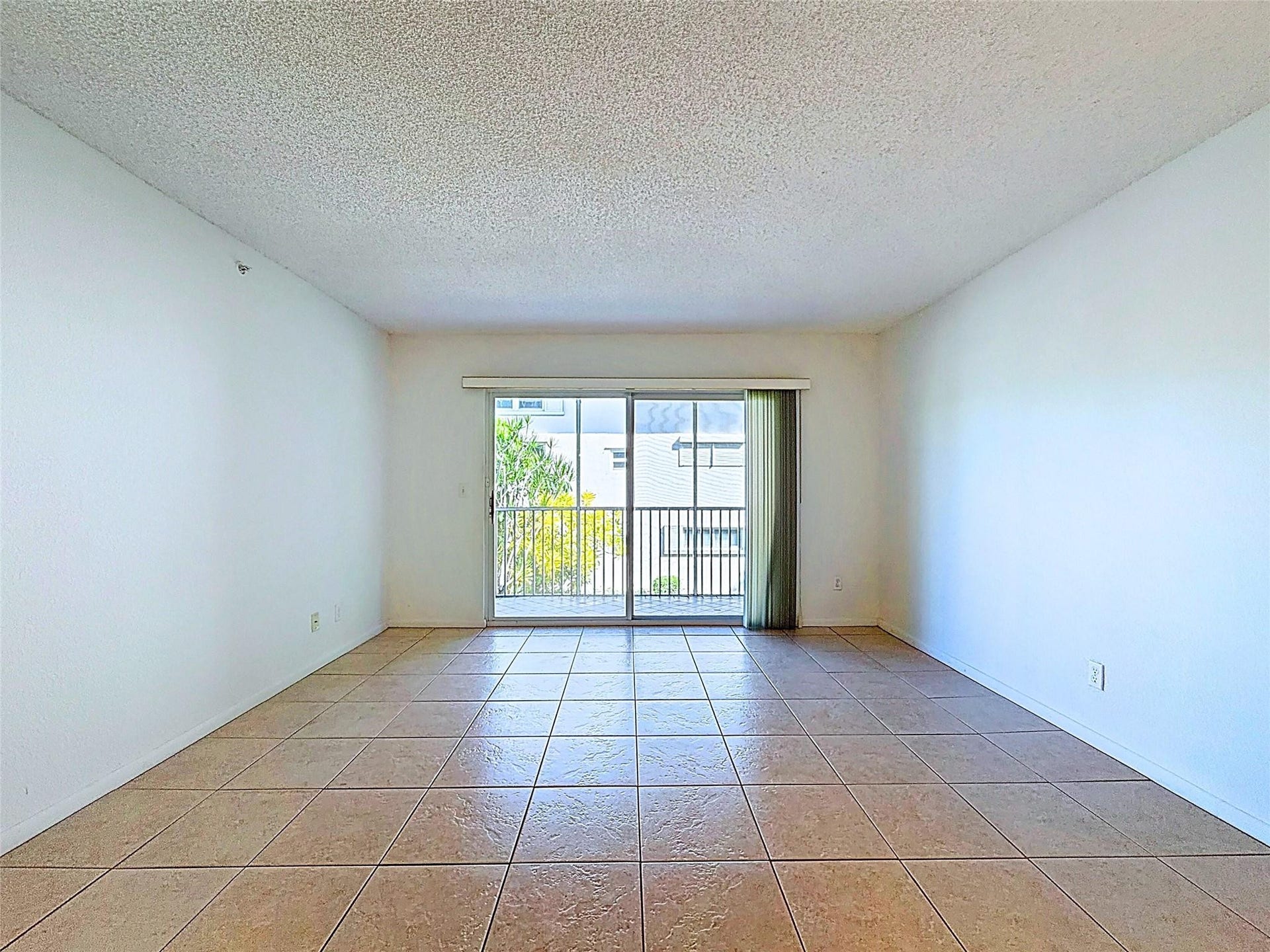 4025 N Federal Highway, #227B, Oakland Park, FL 33308 Photo 6