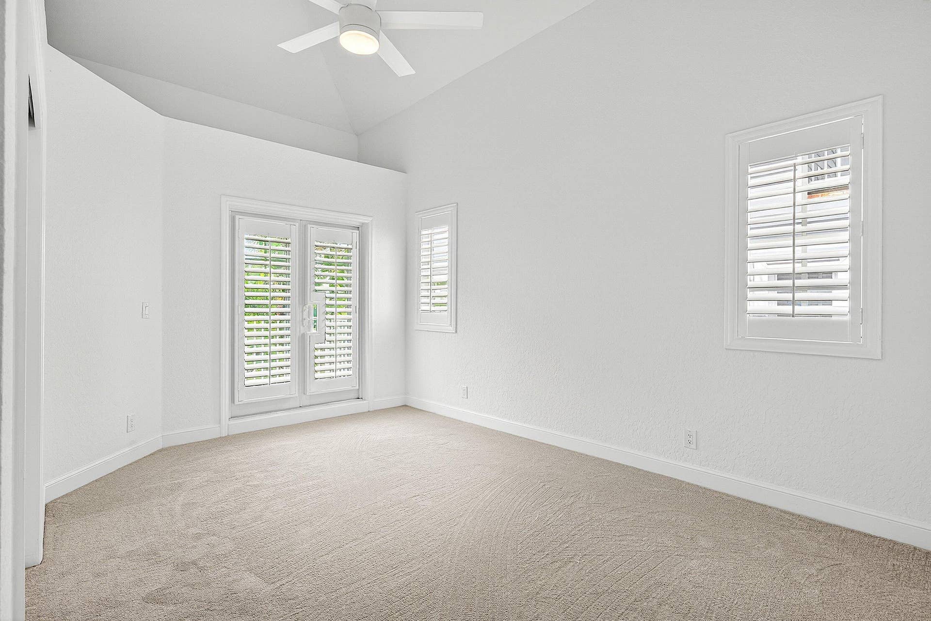 130 JUPITER KEY Road, Jupiter, FL 33477 2nd floor bedroom 1