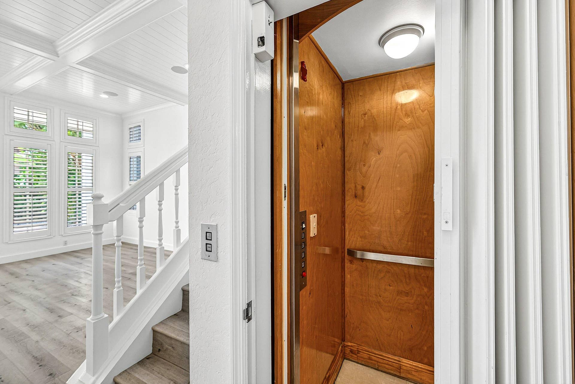 130 JUPITER KEY Road, Jupiter, FL 33477 elevator to all floors