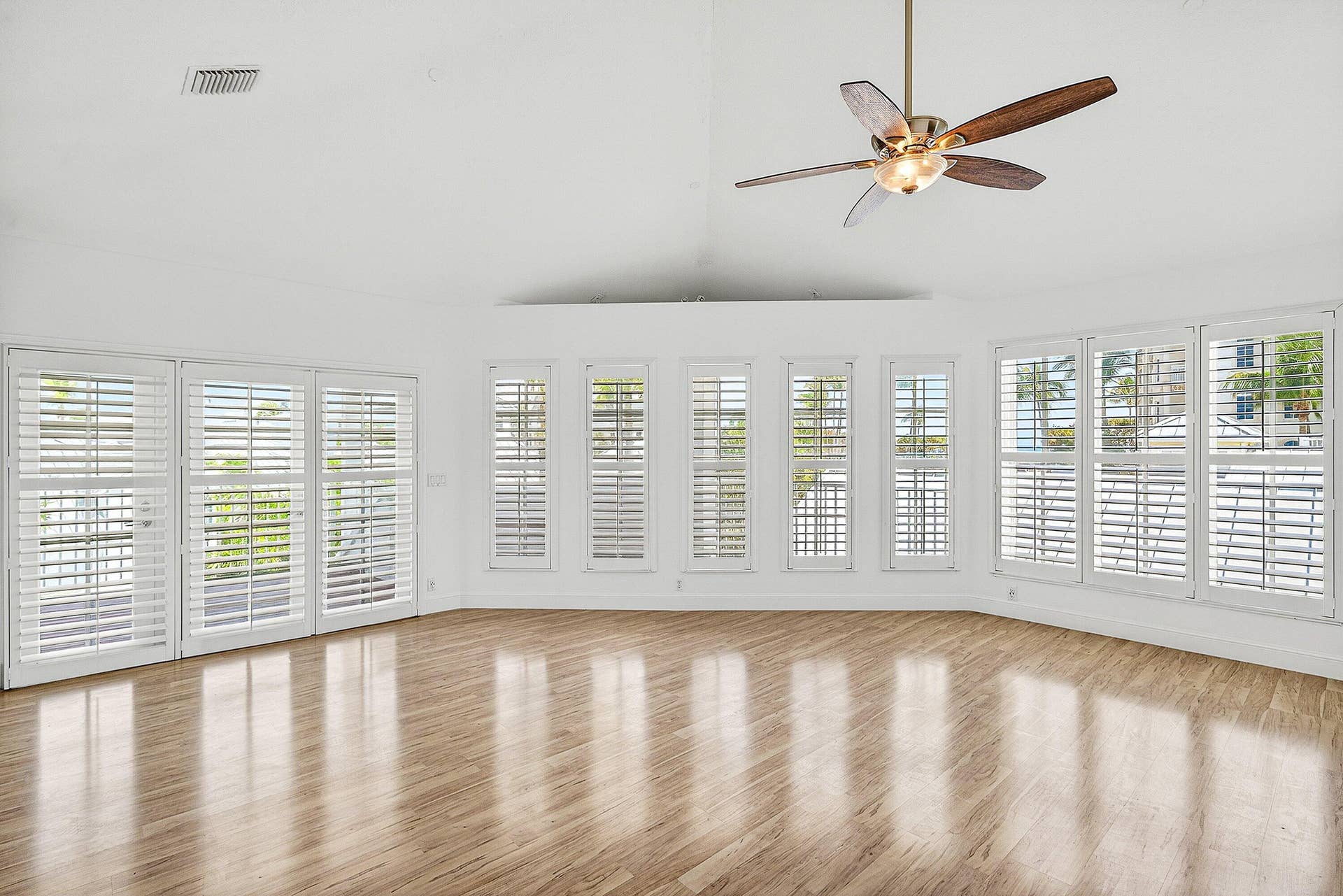130 JUPITER KEY Road, Jupiter, FL 33477 Primary suite