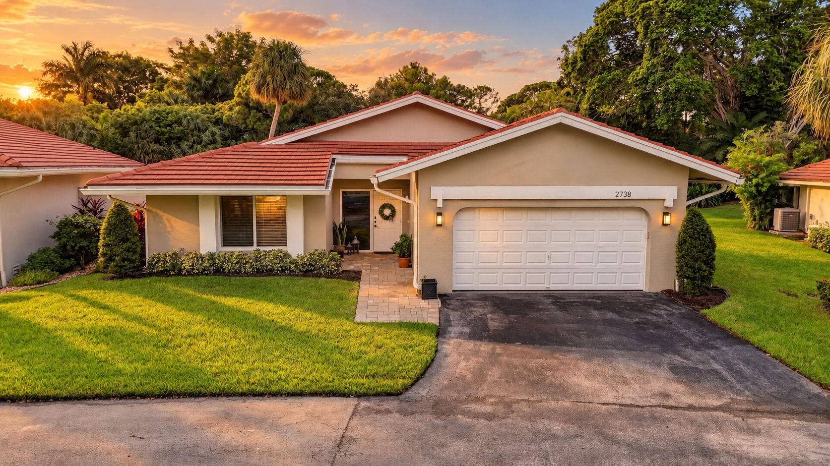 2738 DEER CREEK KELLY BROOKE Lane, Deerfield Beach, FL 33442 Welcome home! MOVE IN READY!