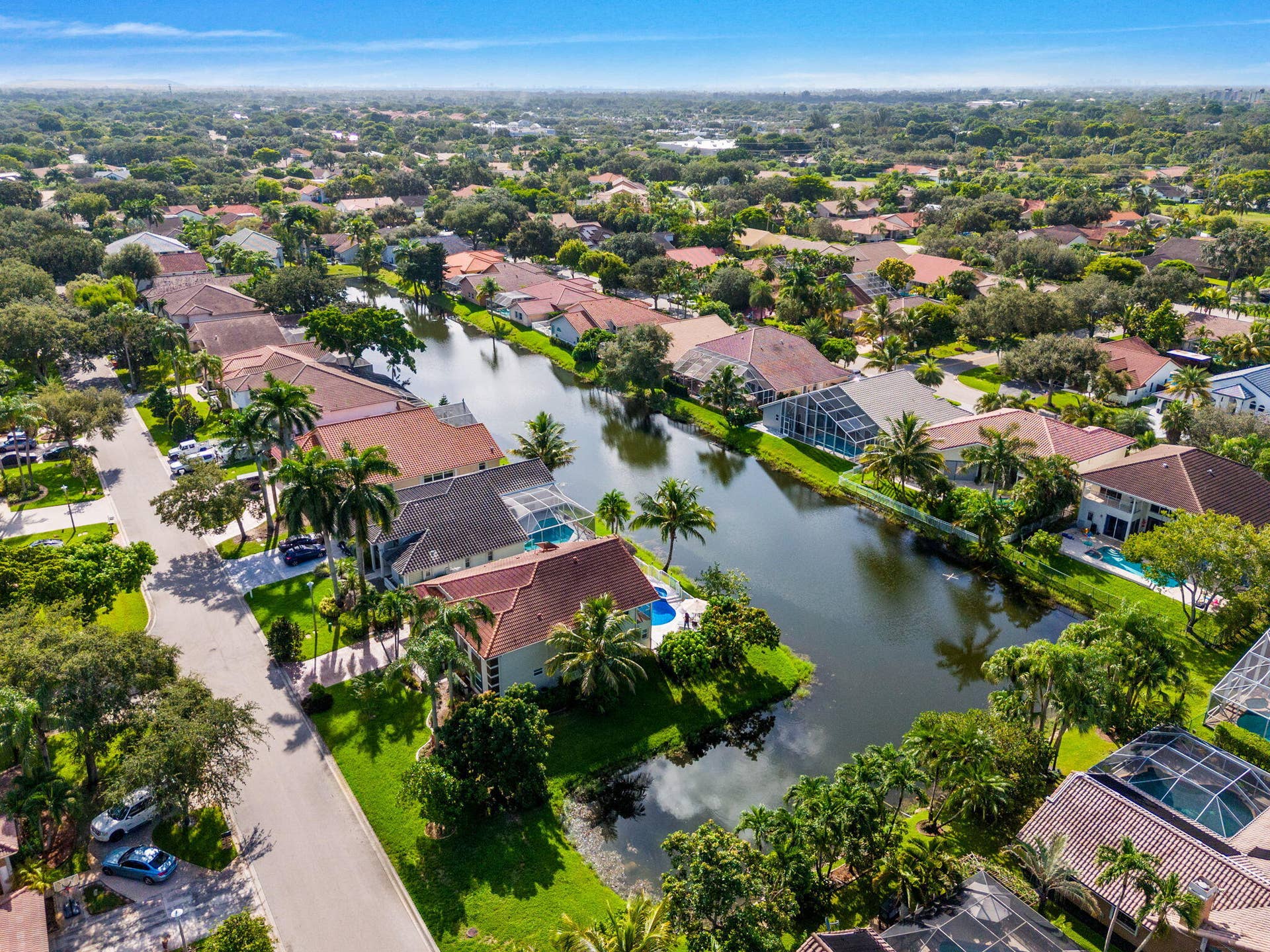 9924 NW 49TH Place, Coral Springs, FL 33076 65-web-or-mls-DJI_20260915101324_0606_D