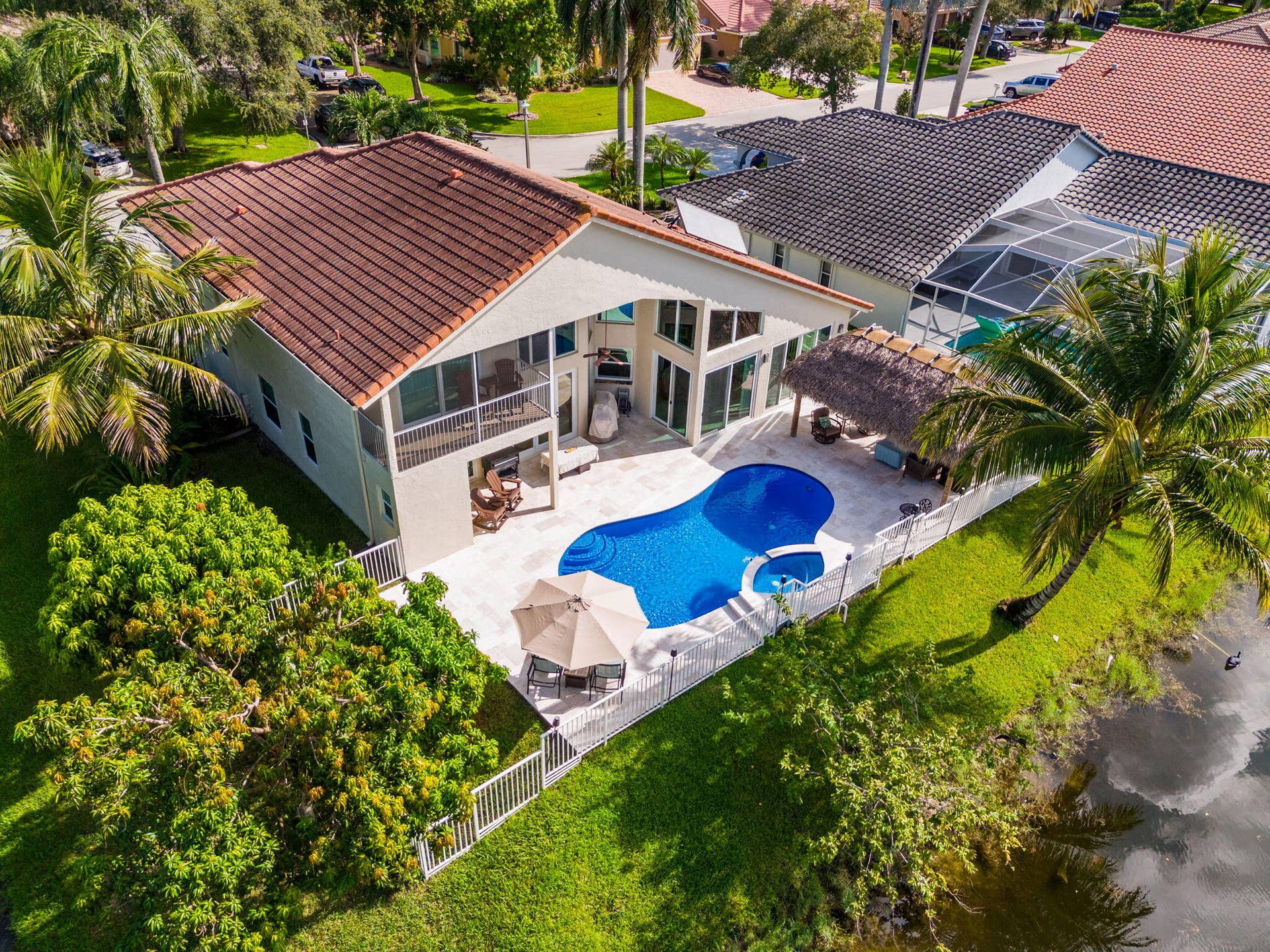 9924 NW 49TH Place, Coral Springs, FL 33076 58-web-or-mls-DJI_20260915101548_0611_D