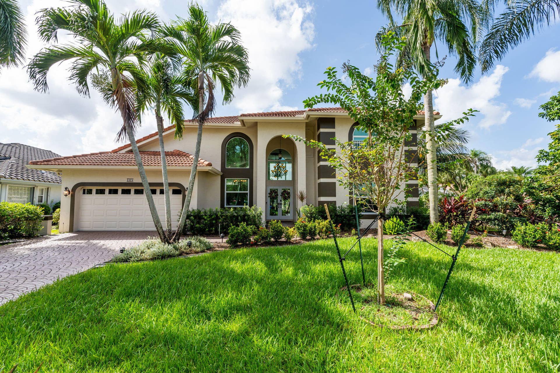 9924 NW 49TH Place, Coral Springs, FL 33076 2-web-or-mls-A7408277