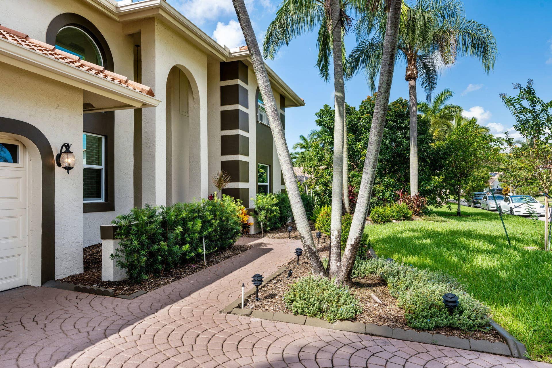 9924 NW 49TH Place, Coral Springs, FL 33076 5-web-or-mls-A7408282