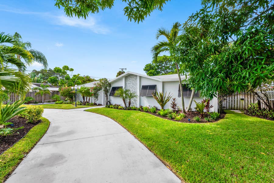 Property photo for 317 DALY Road, Tequesta, FL