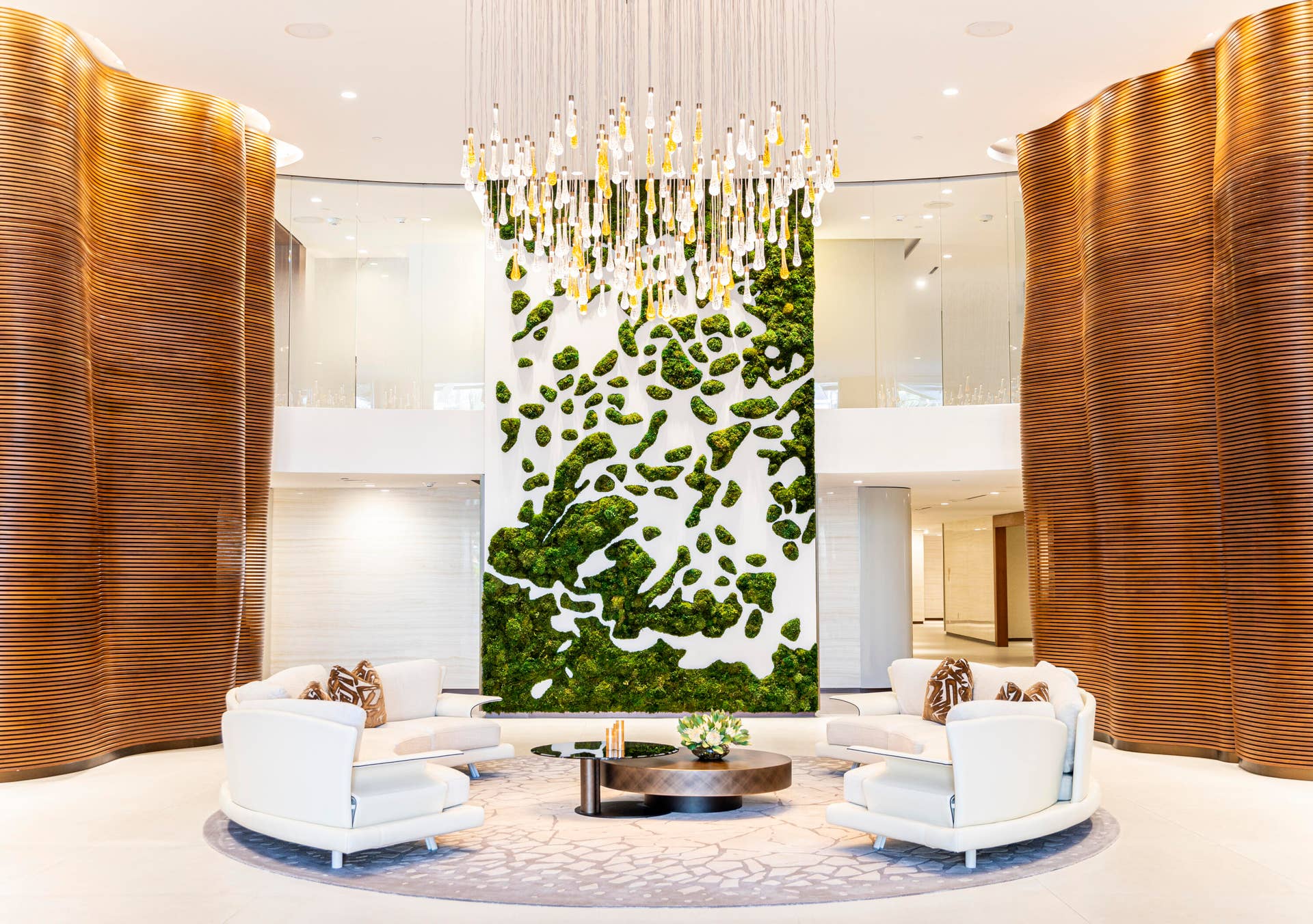 Alina 210 Lobby