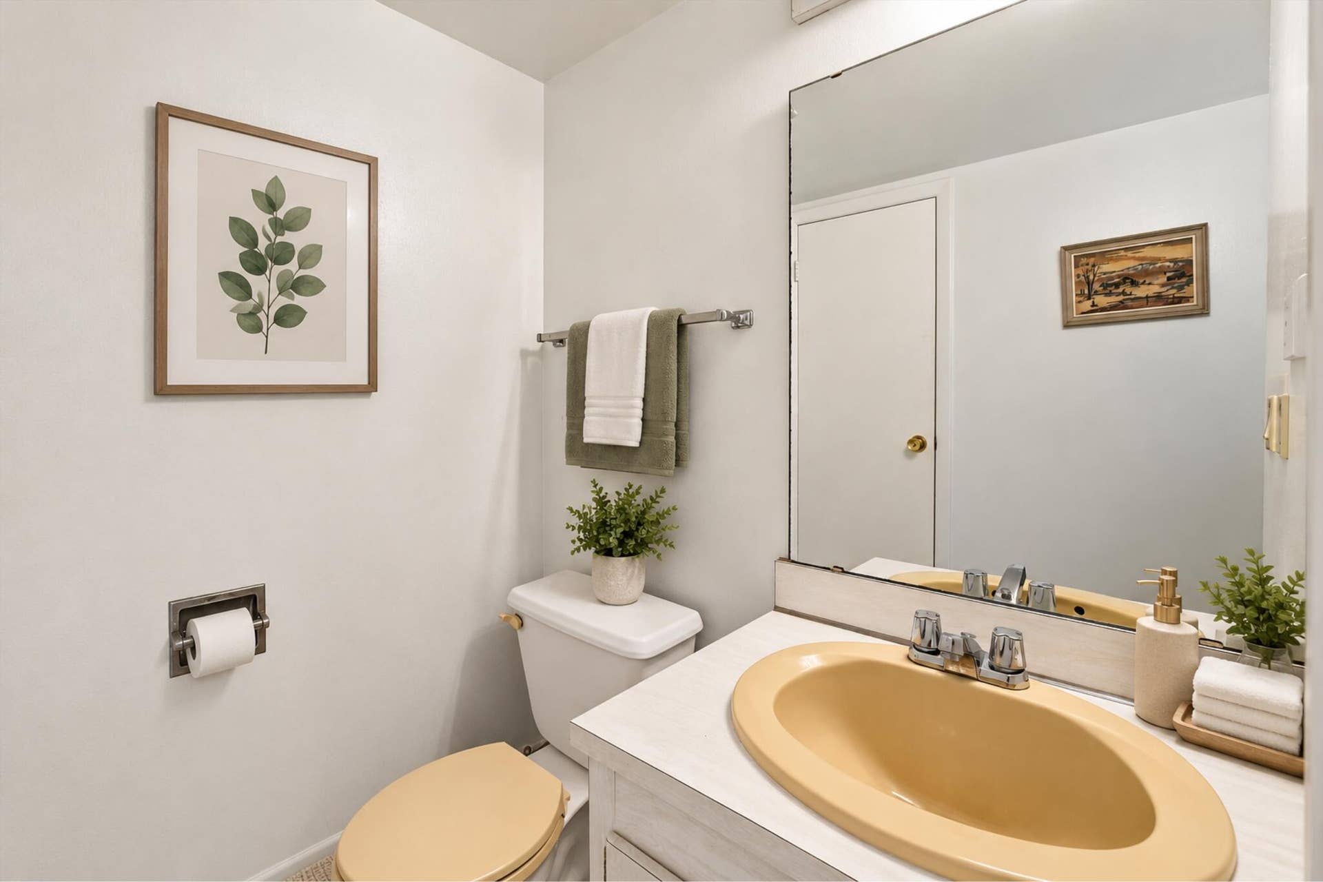 20400 W COUNTRY CLUB Drive, #609, Aventura, FL 33180 Virtually Staged