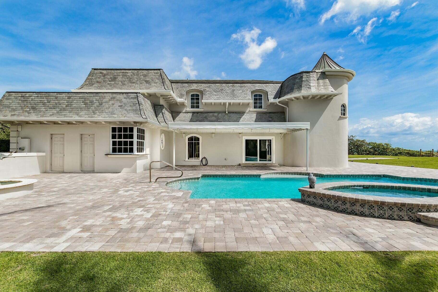 477 S Beach Road, Jupiter Island, FL 33455 tempImageYwUT6C