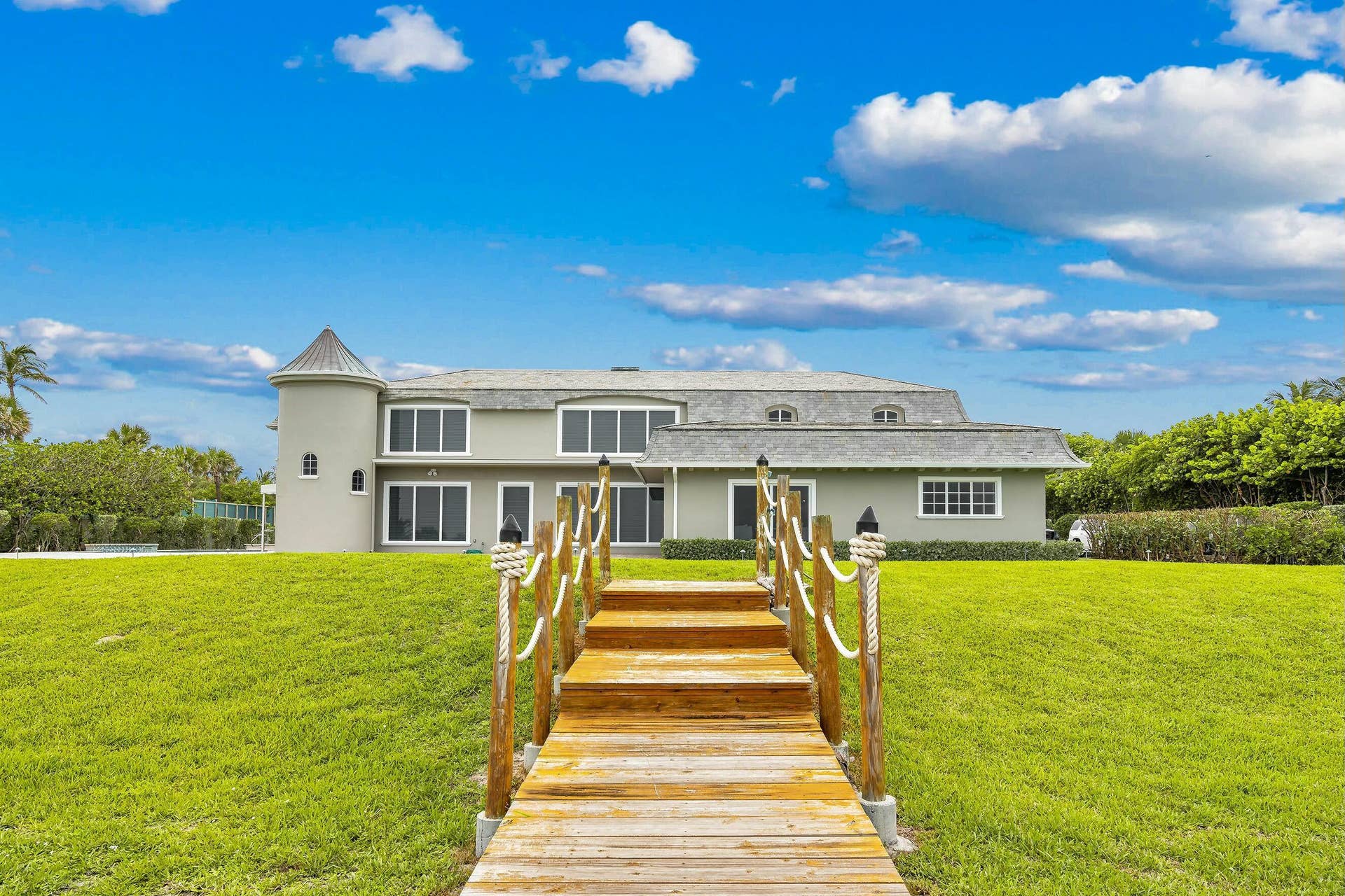 477 S Beach Road, Jupiter Island, FL 33455 tempImage7tuqpg