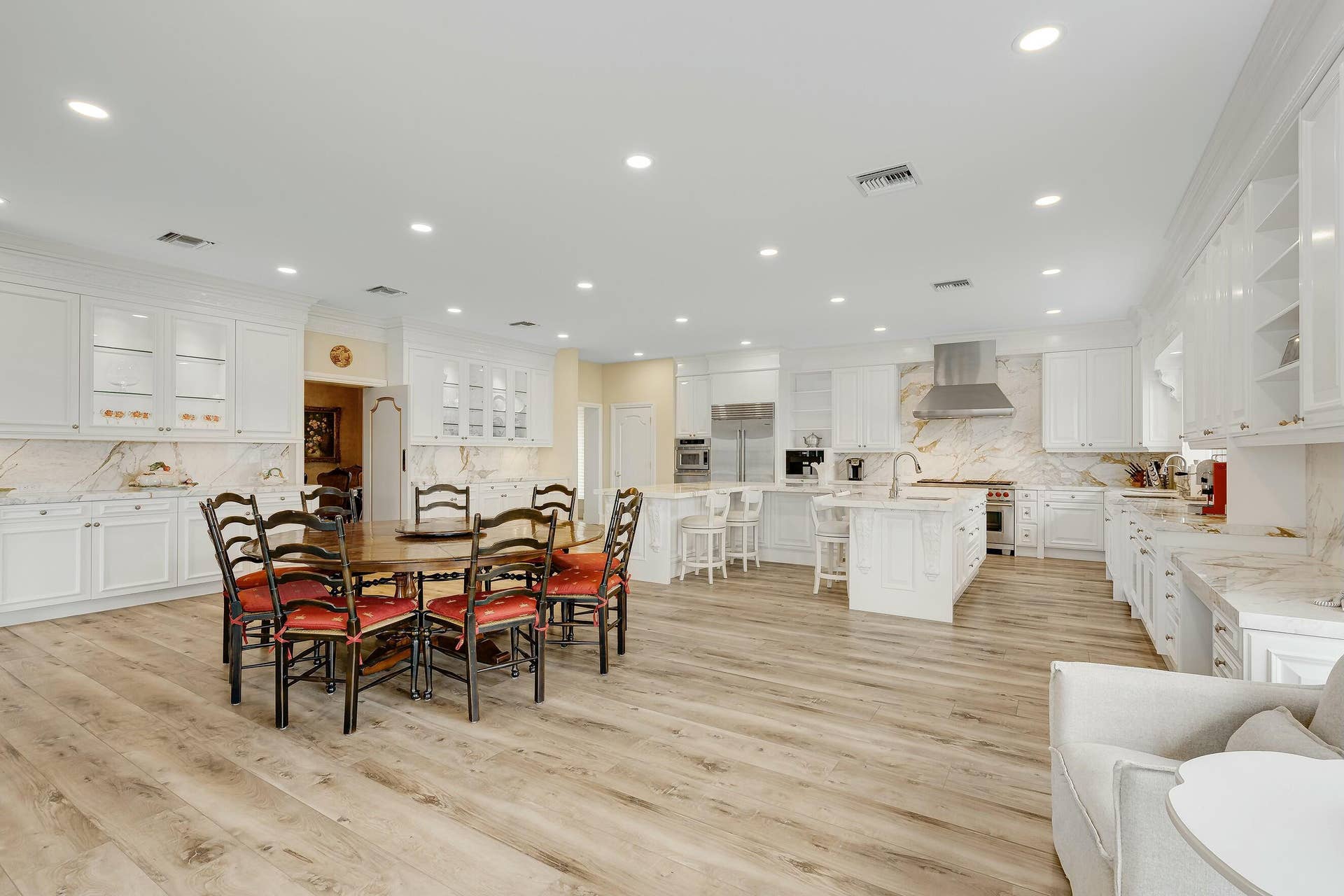 477 S Beach Road, Jupiter Island, FL 33455 tempImageLCS4Wo