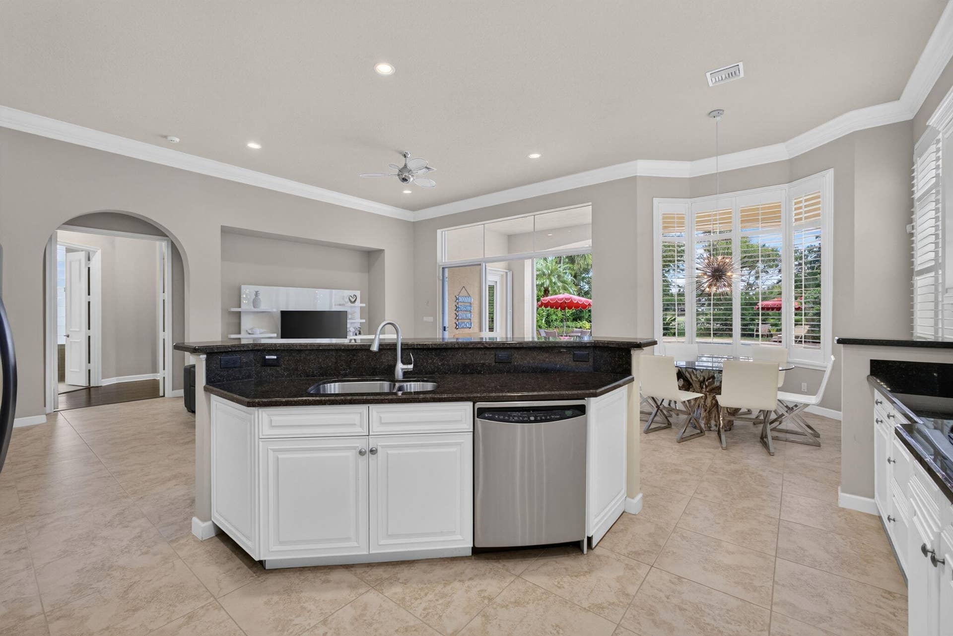 142 Viera Drive, Palm Beach Gardens, FL 33418 33-web-or-mls-5D1A1498