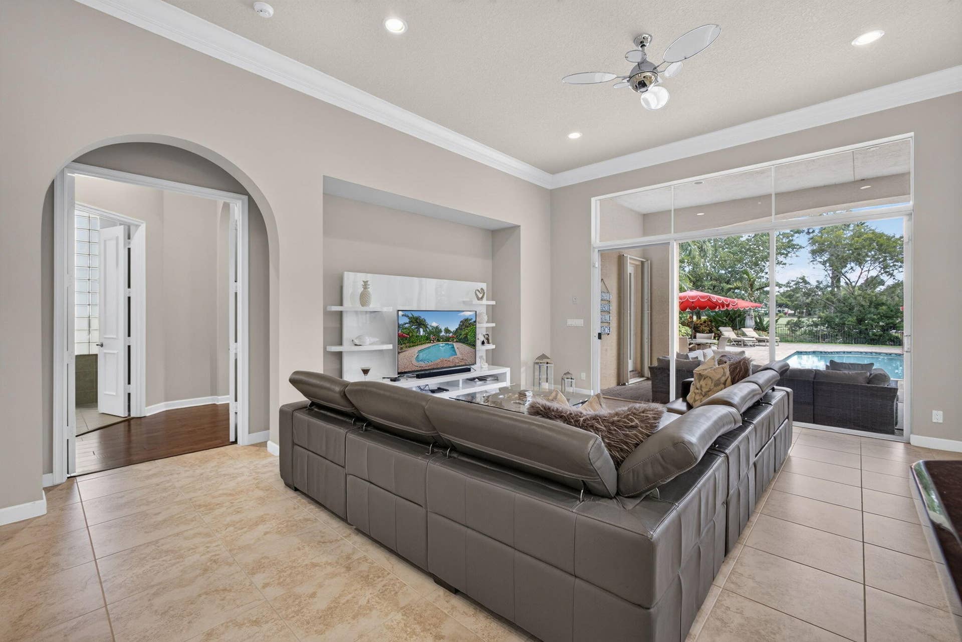 142 Viera Drive, Palm Beach Gardens, FL 33418 35-web-or-mls-5D1A1507