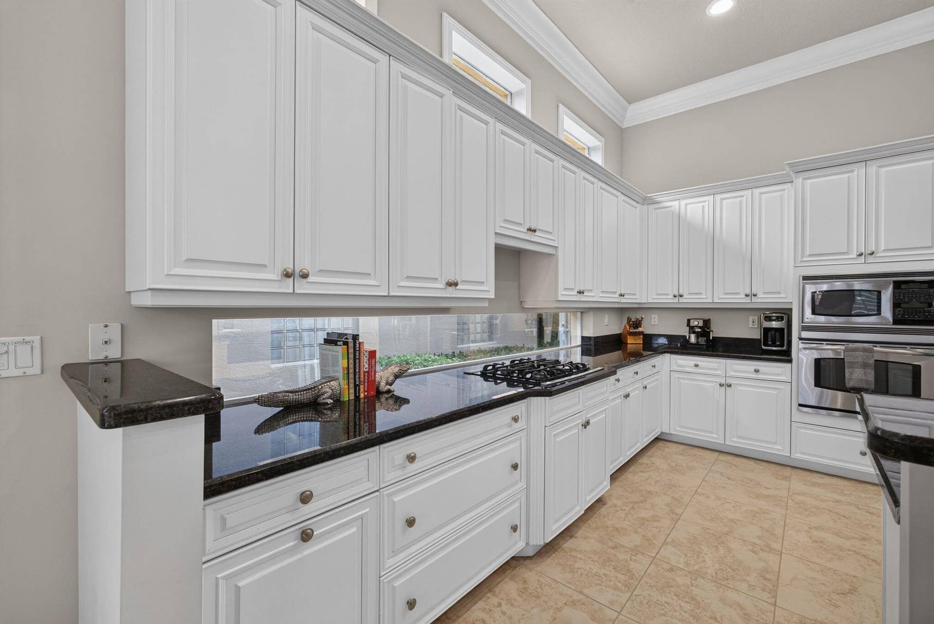 142 Viera Drive, Palm Beach Gardens, FL 33418 31-web-or-mls-5D1A1488