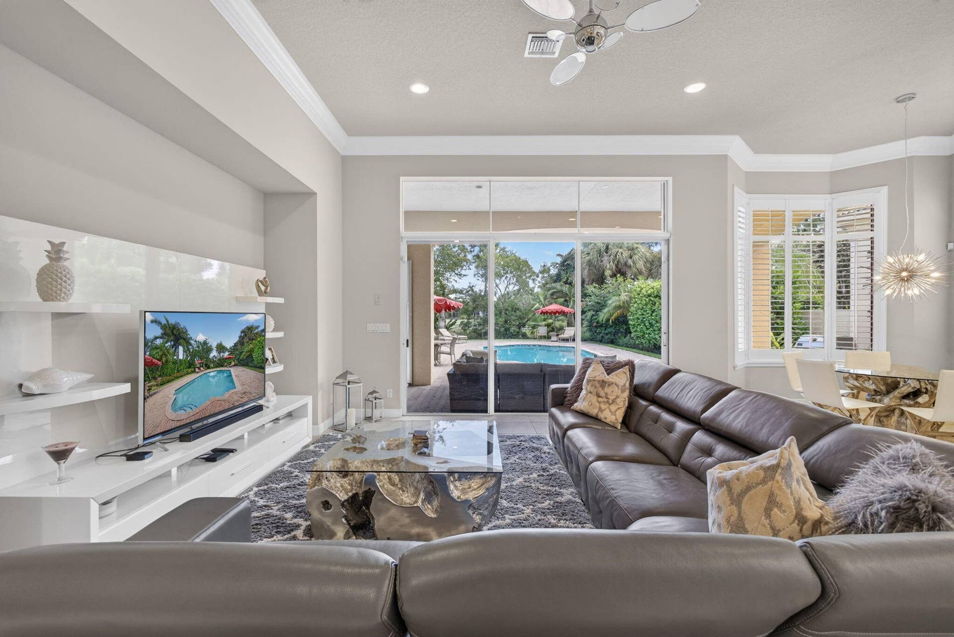142 Viera Drive, Palm Beach Gardens, FL 33418 22-web-or-mls-5D1A1444