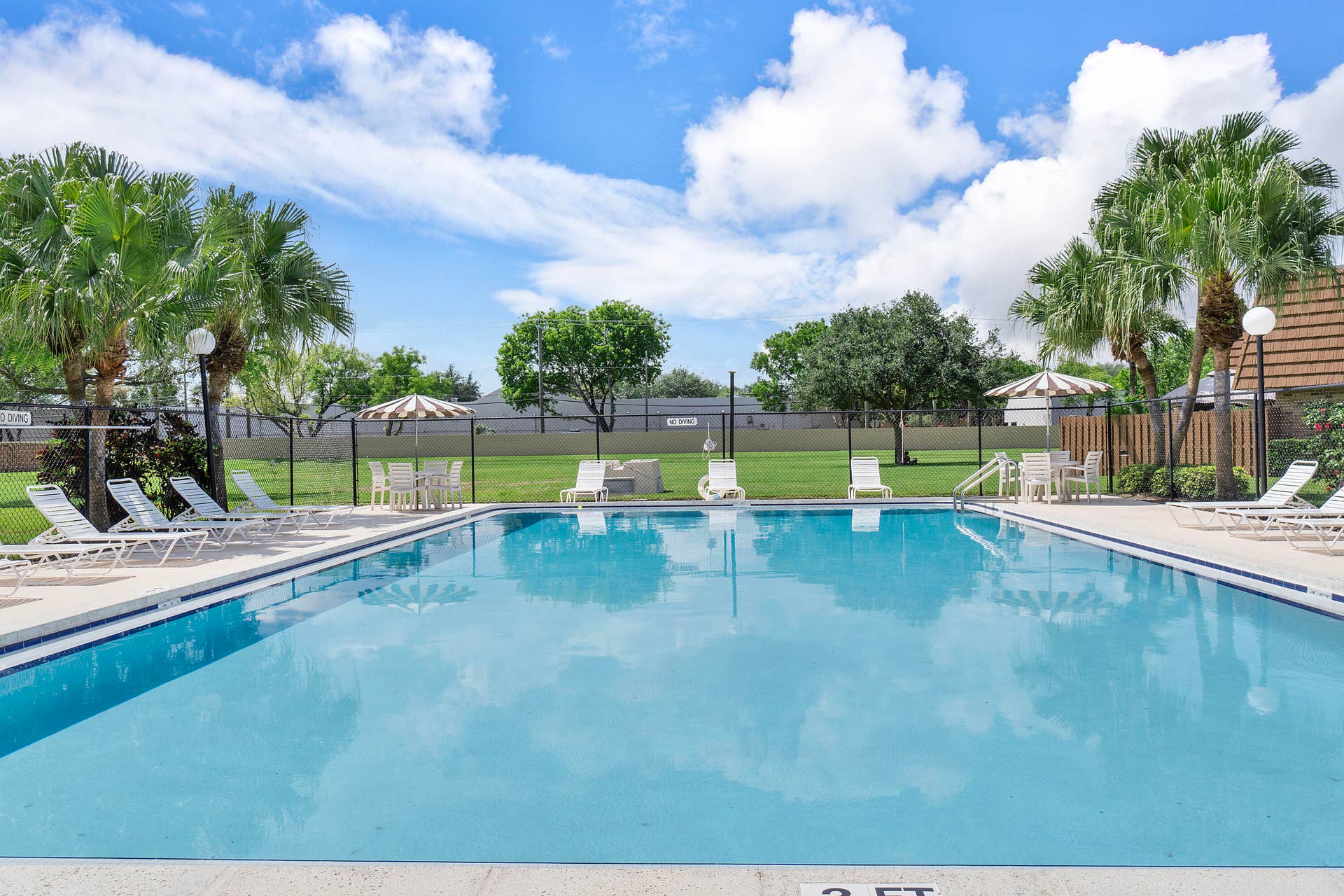 11905 SAILBOAT Drive, Cooper City, FL 33026 2596 Lakeview Court_055