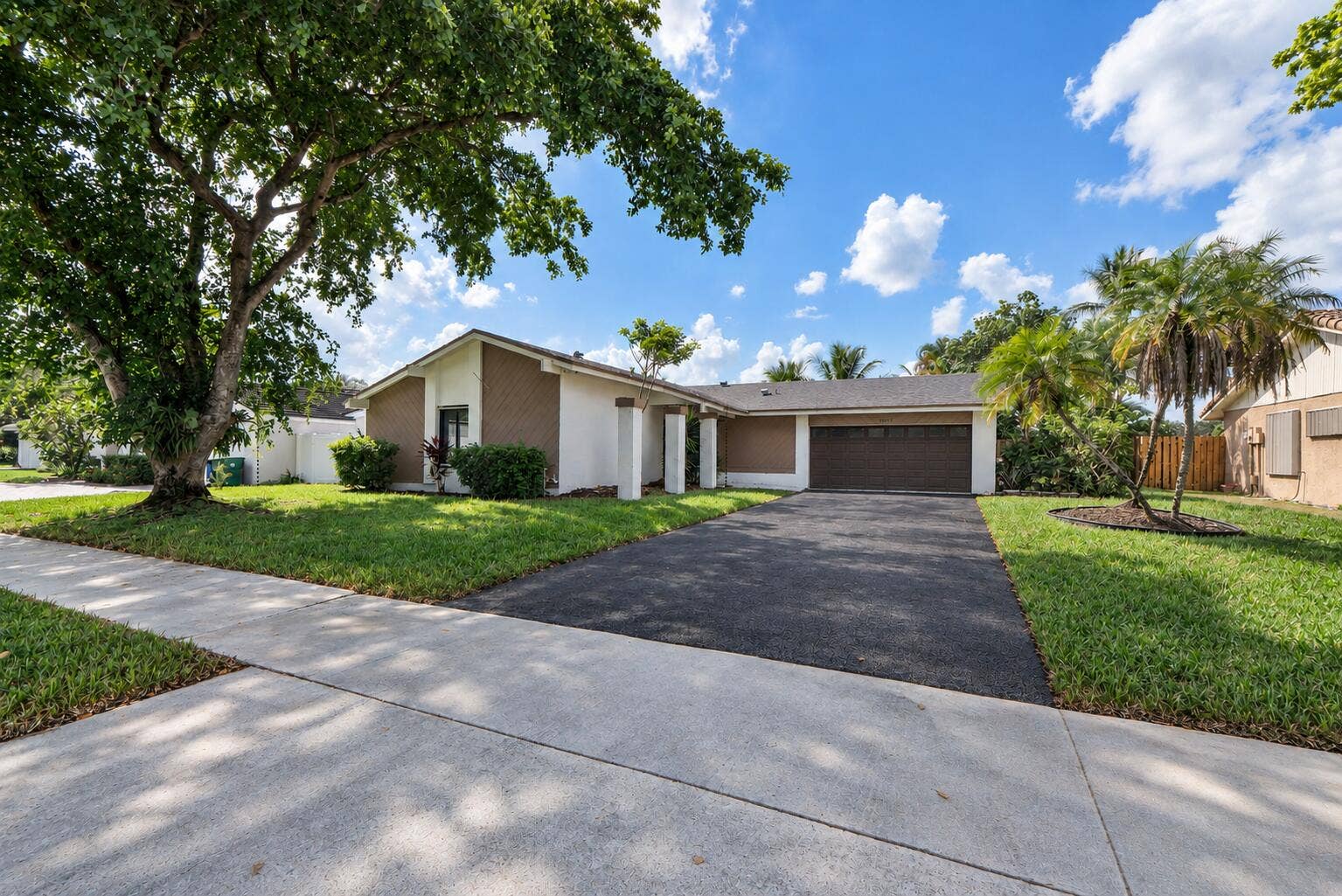 11905 SAILBOAT Drive, Cooper City, FL 33026 Exterior