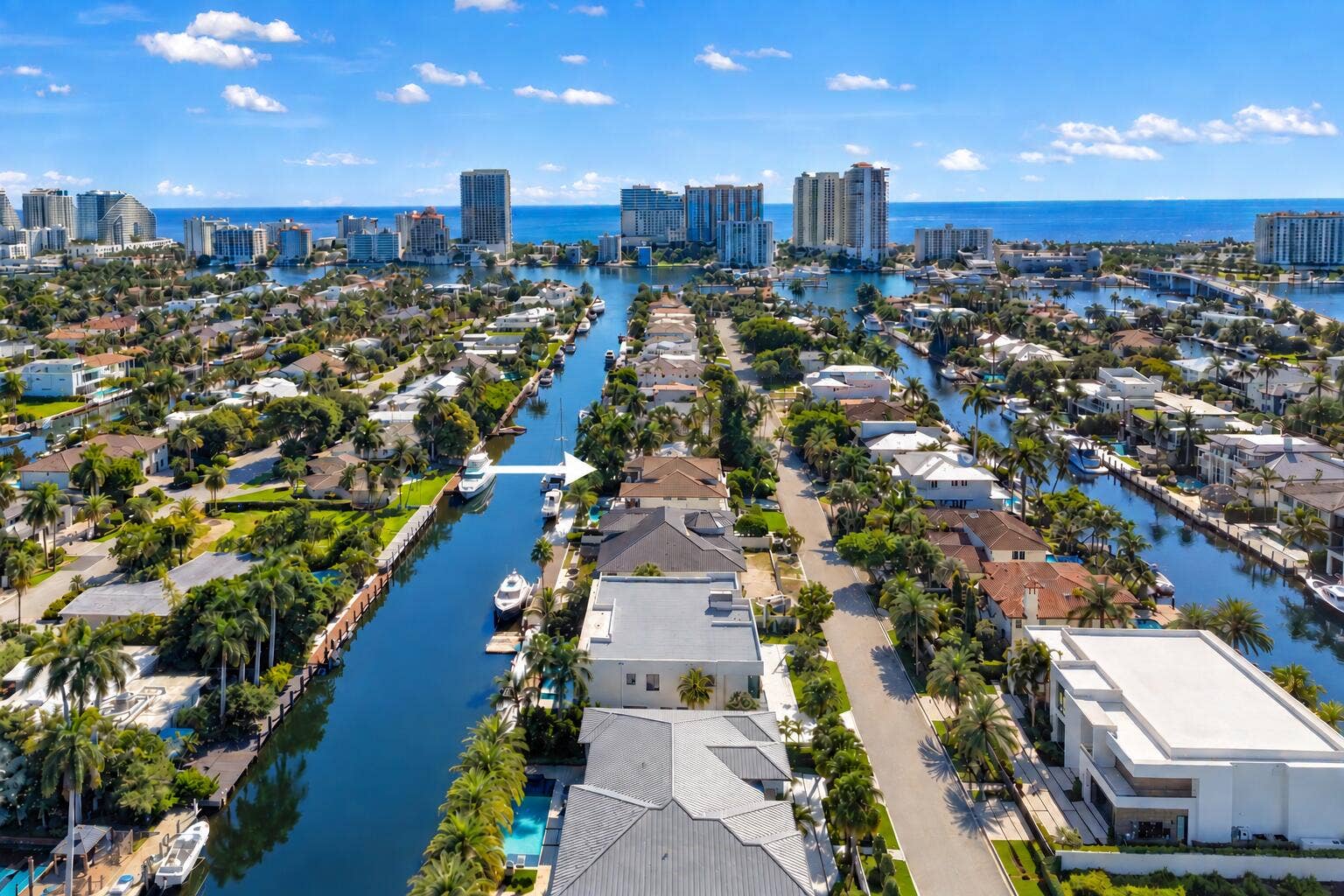 2423 Castilla Isle, Fort Lauderdale, FL 33301 Aerial